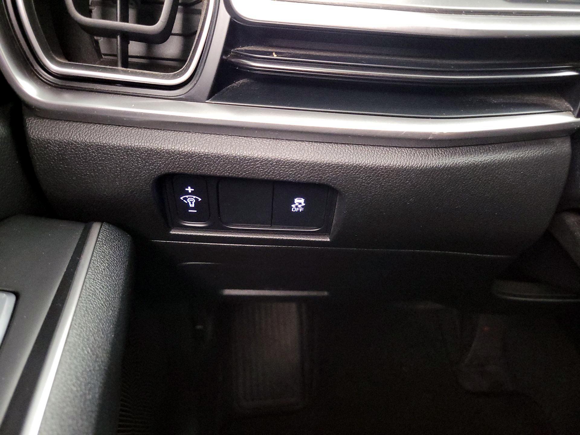 Thumbnail: 2024 Kia Sorento - 13