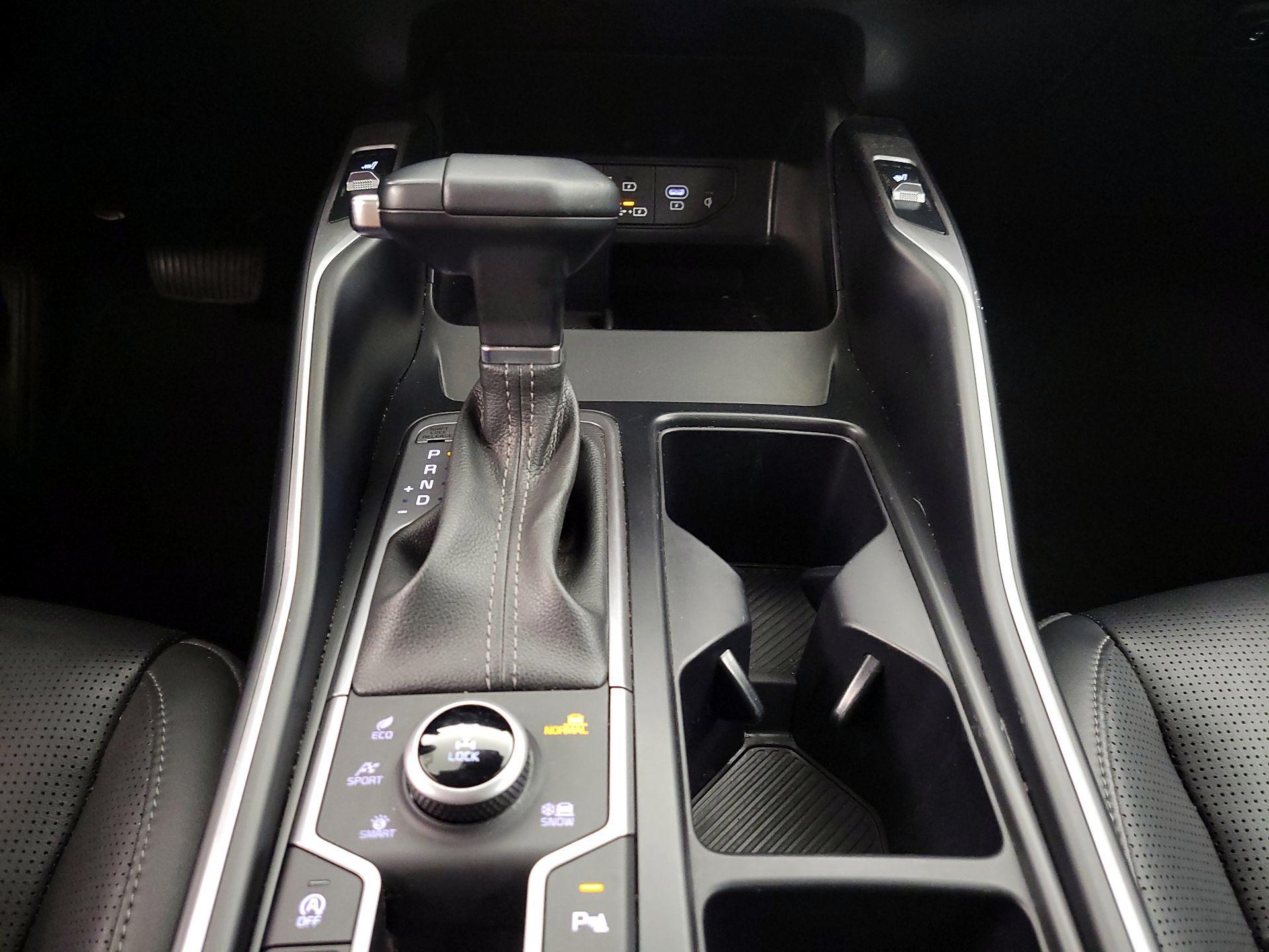 Thumbnail: 2024 Kia Sorento - 18