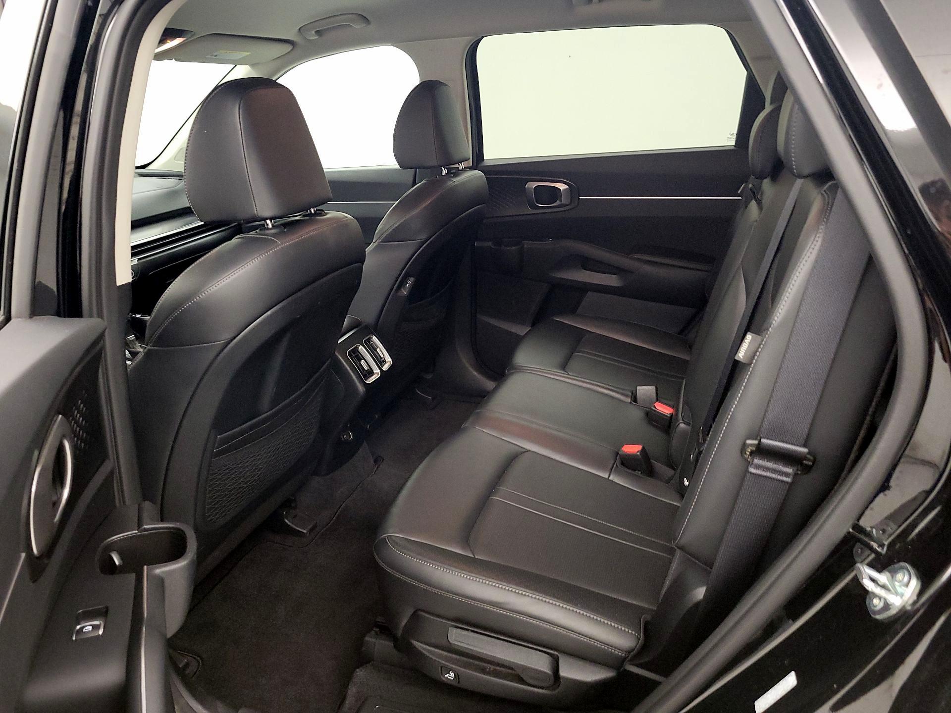 Thumbnail: 2024 Kia Sorento - 20