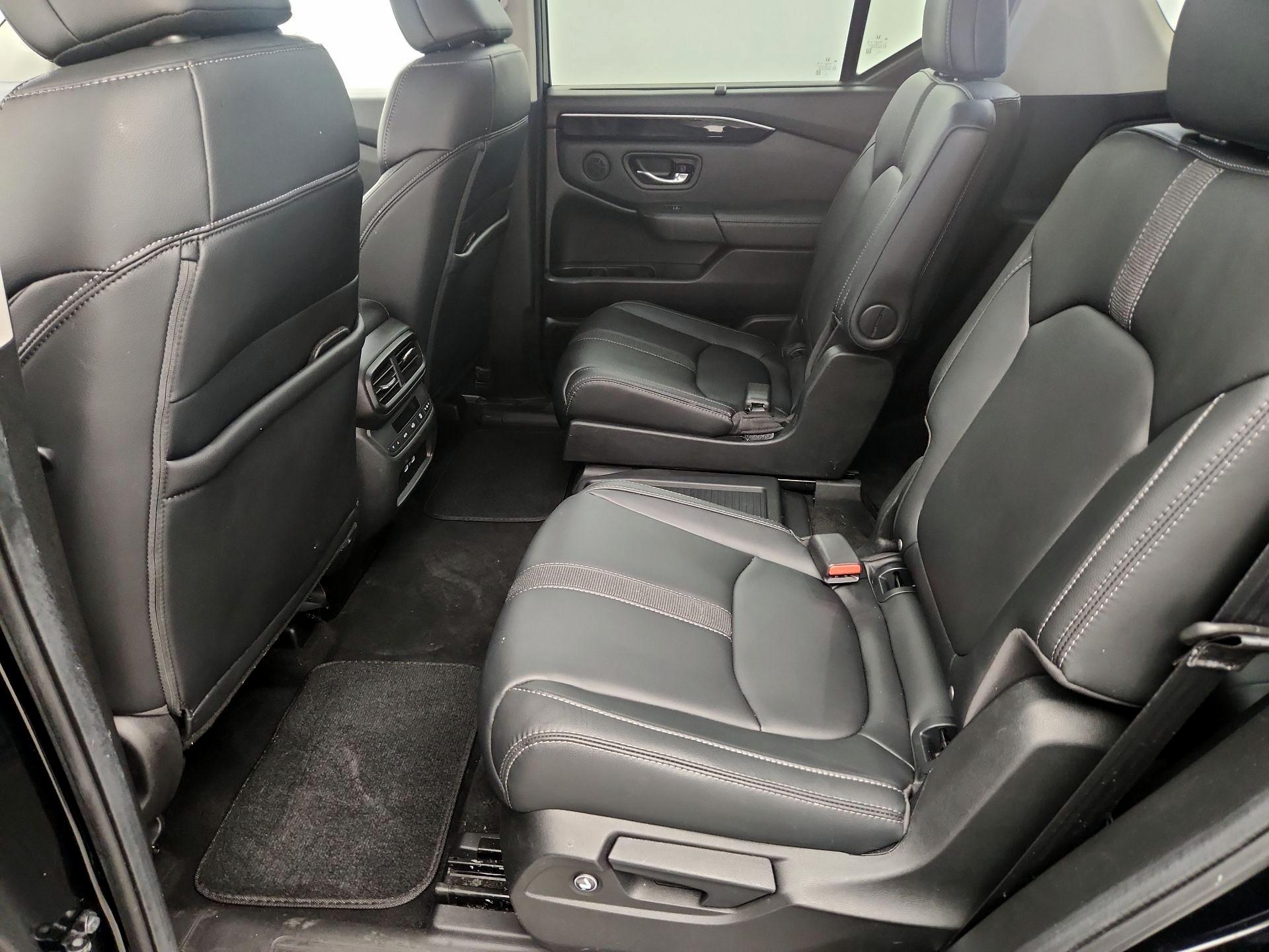 Thumbnail: 2023 Honda Pilot - 19