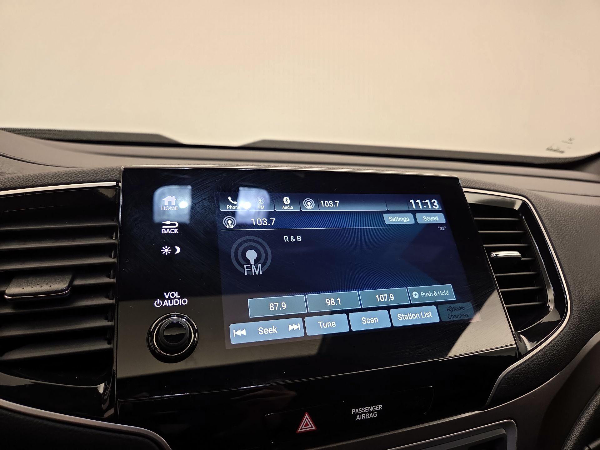 Thumbnail: 2023 Honda Passport - 15