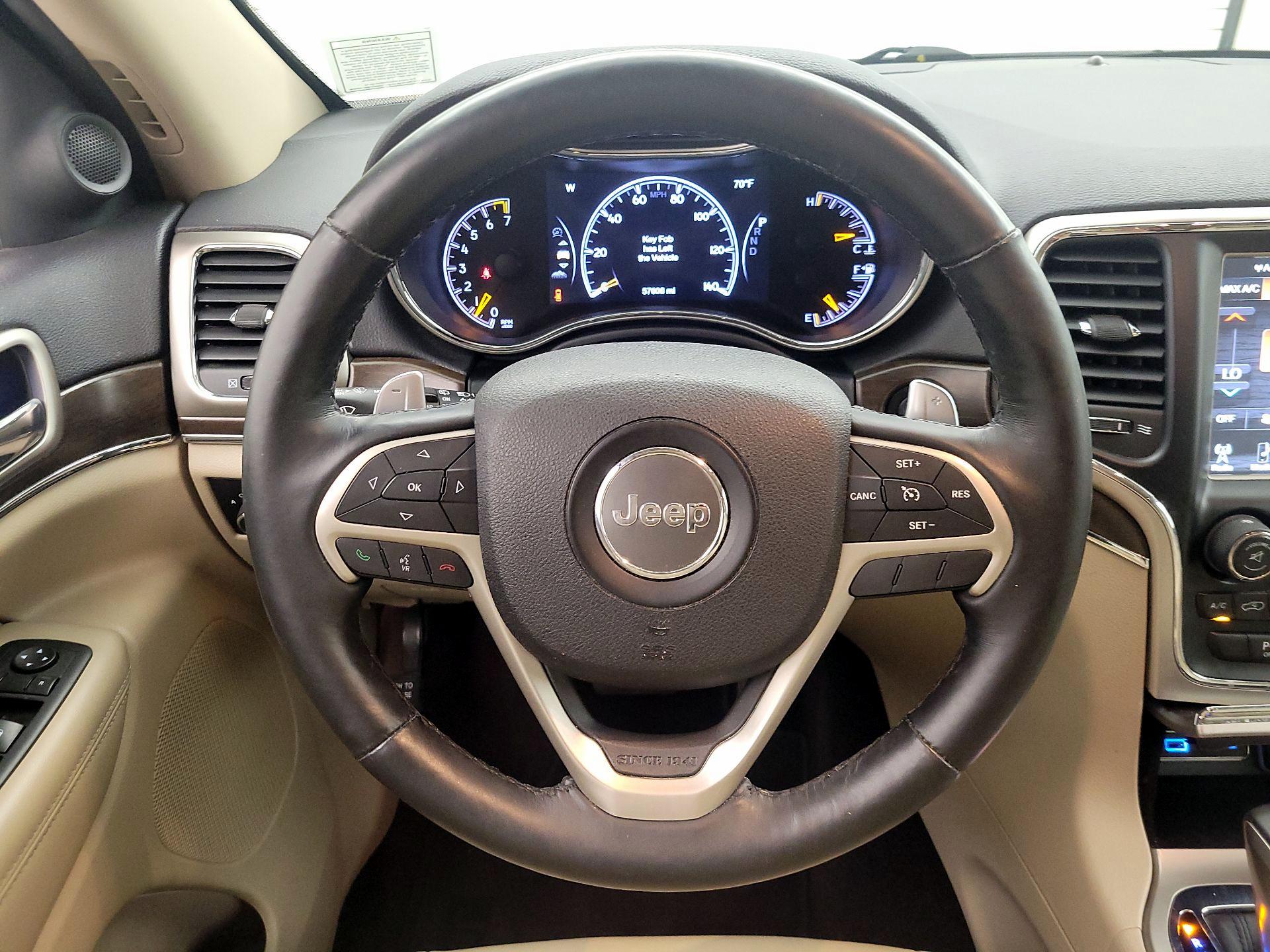 Thumbnail: 2017 Jeep Grand Cherokee - 10