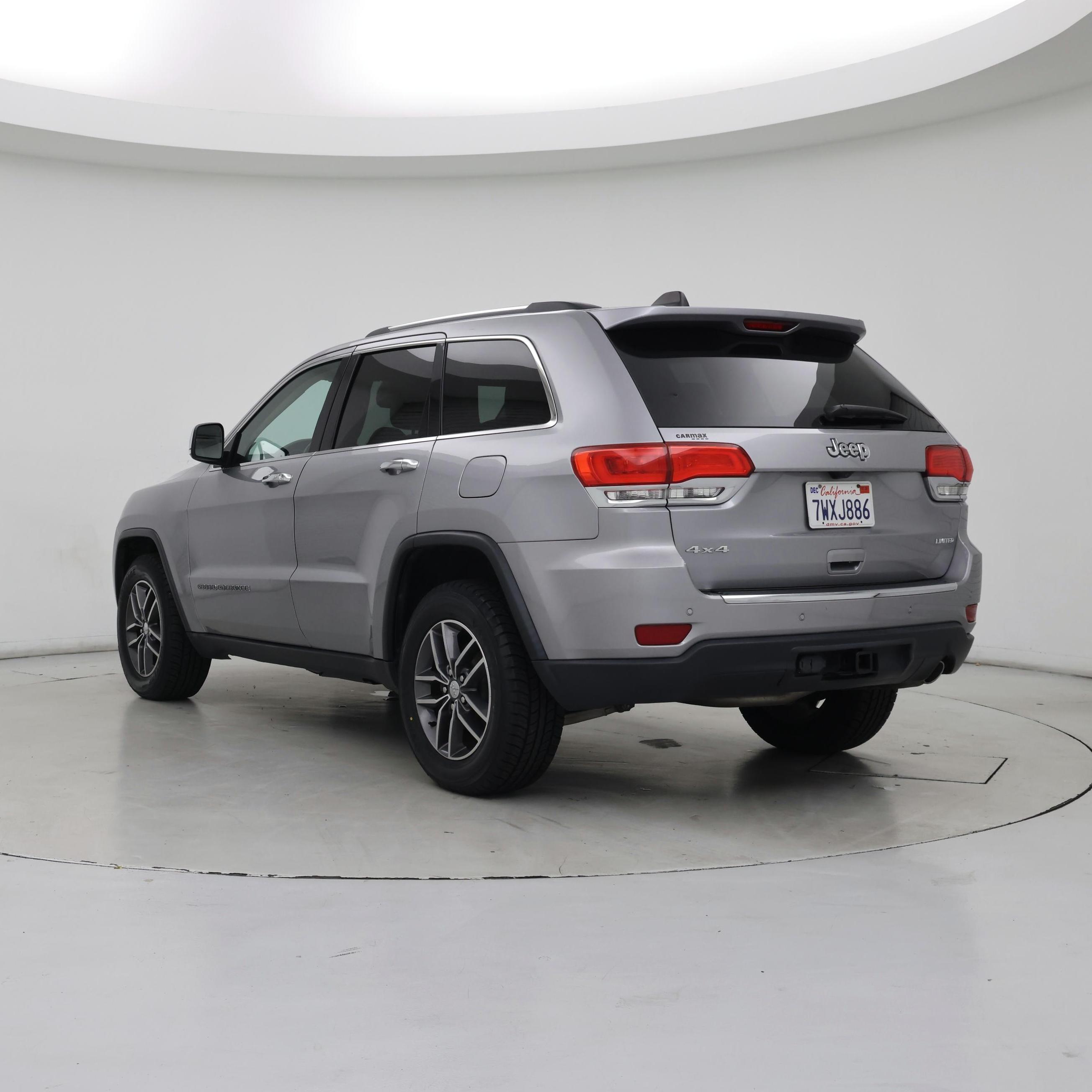 Thumbnail: 2017 Jeep Grand Cherokee - 2