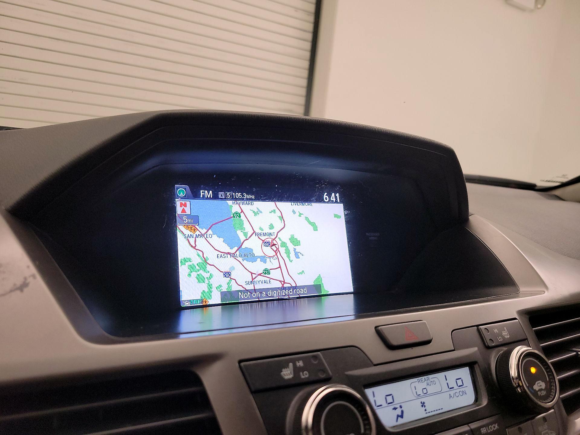 Thumbnail: 2016 Honda Odyssey - 14