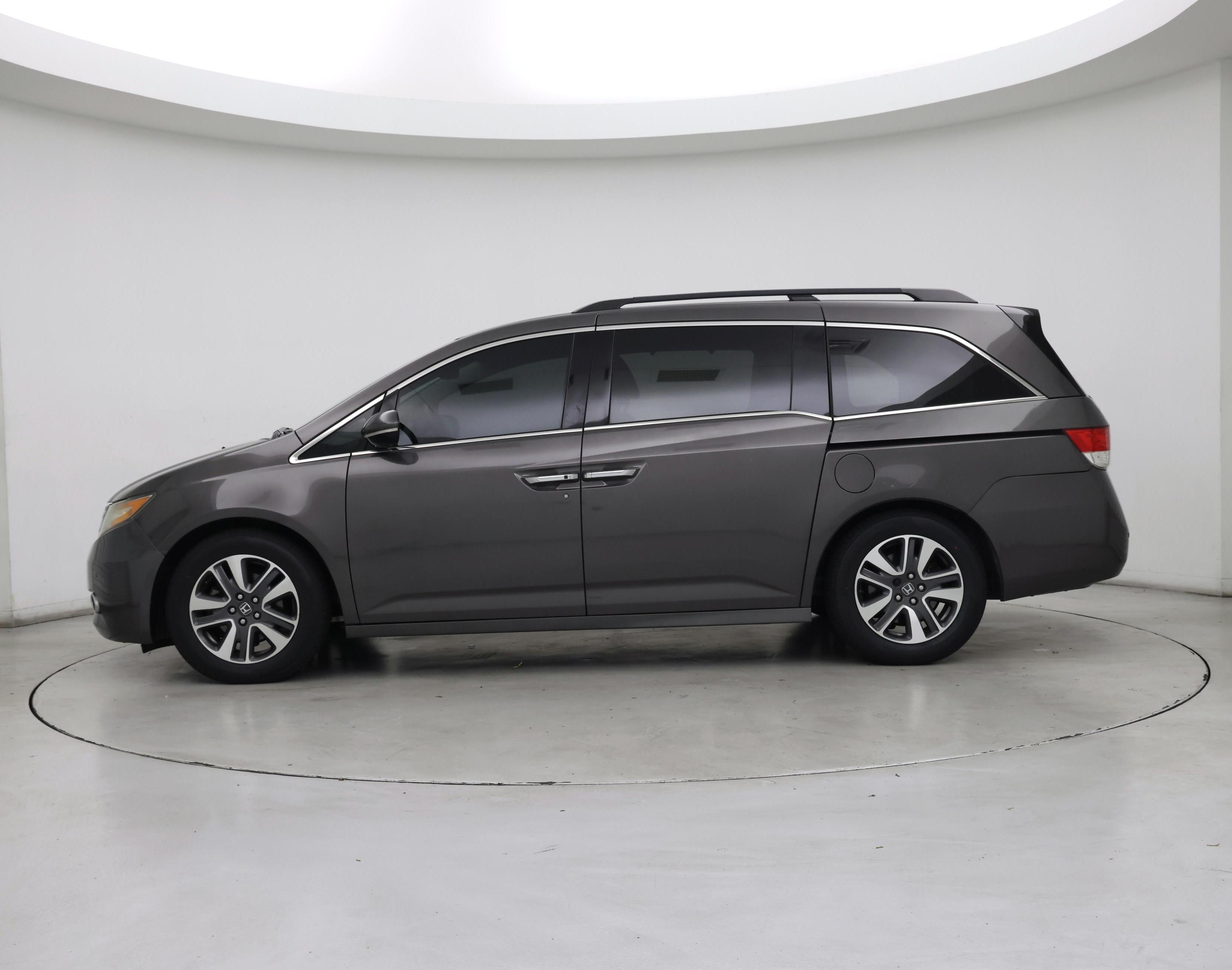 Thumbnail: 2016 Honda Odyssey - 3