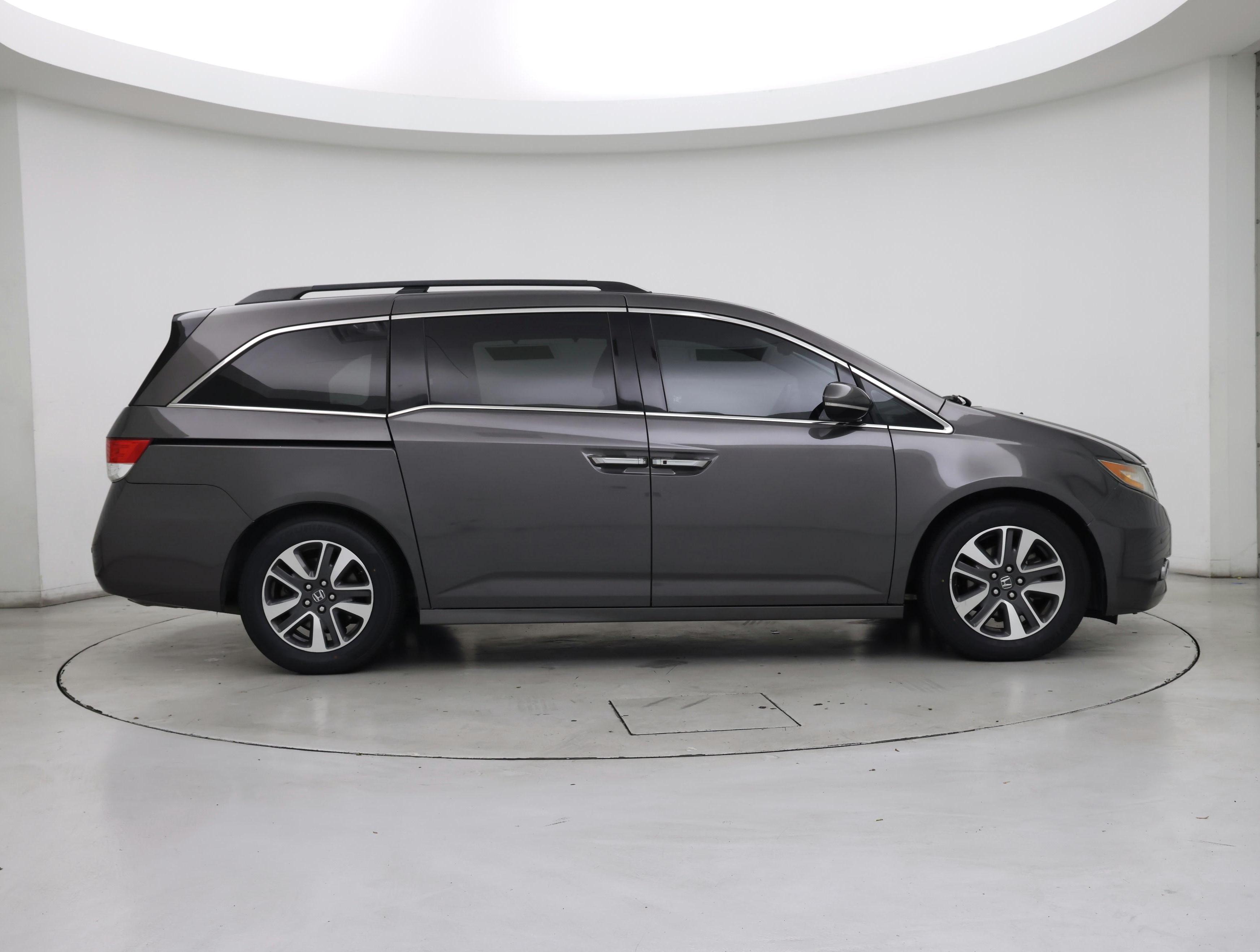 Thumbnail: 2016 Honda Odyssey - 7