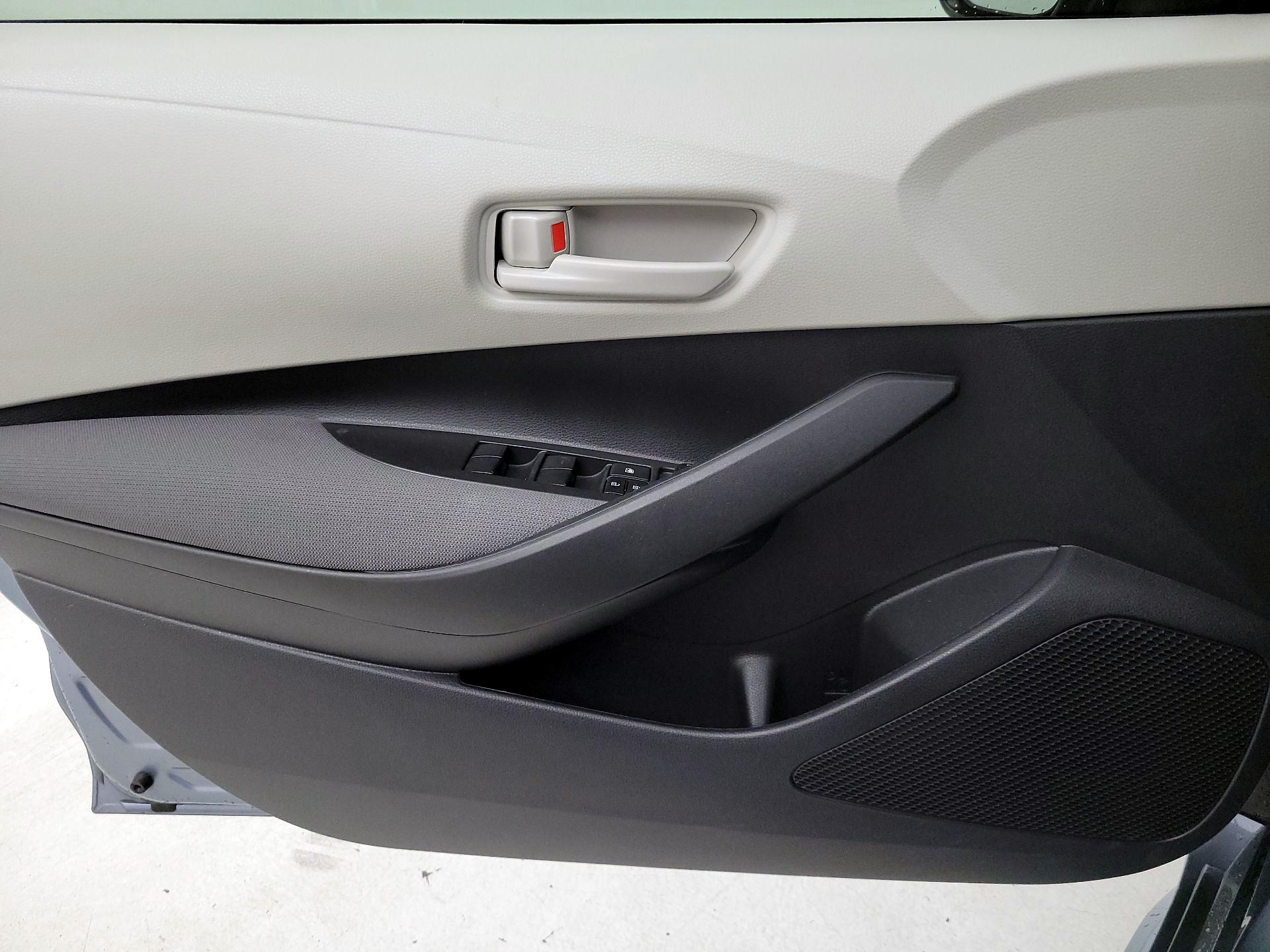 Thumbnail: 2023 Toyota Corolla - 12