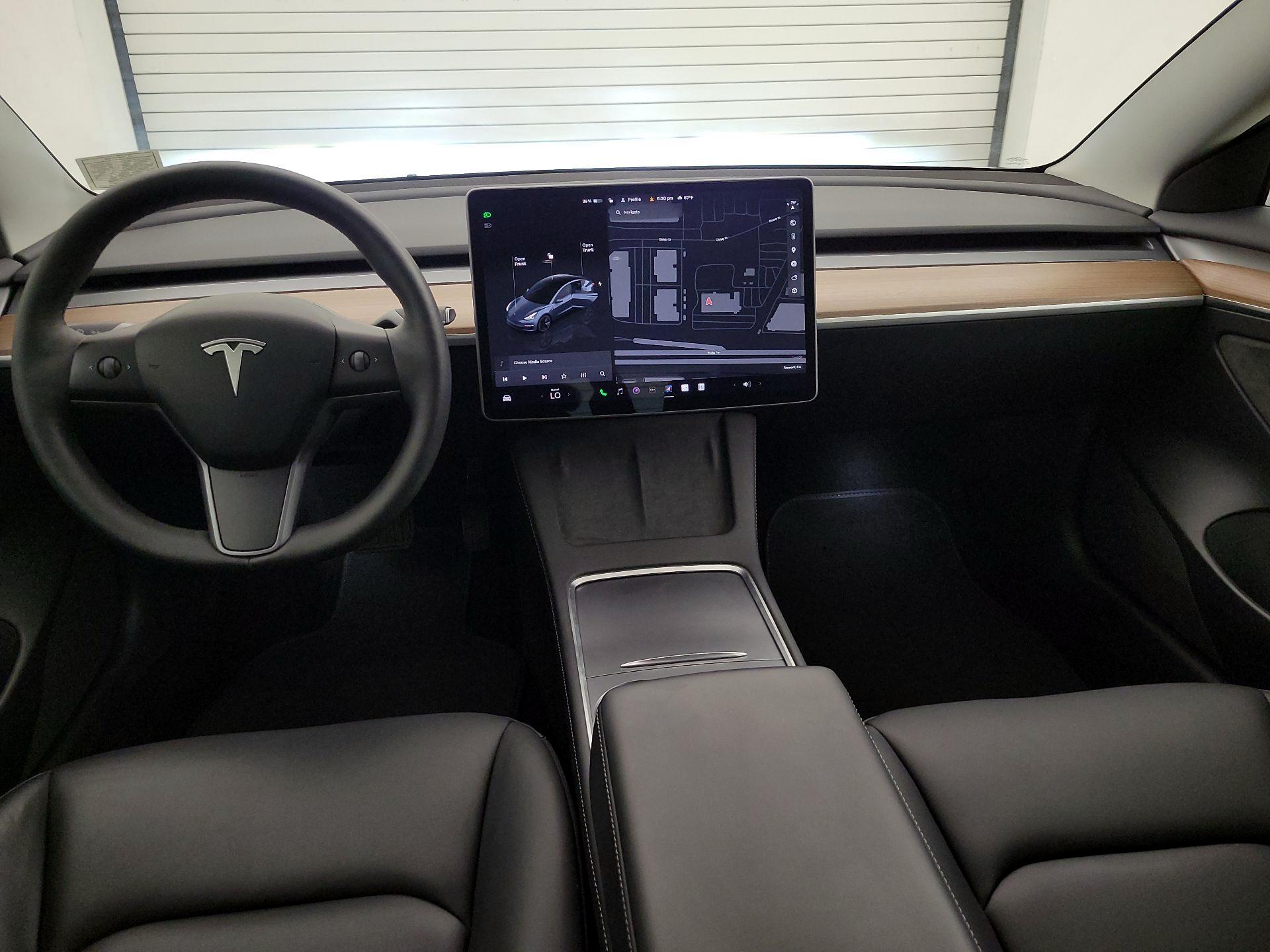 Thumbnail: 2023 Tesla Model 3 - 9