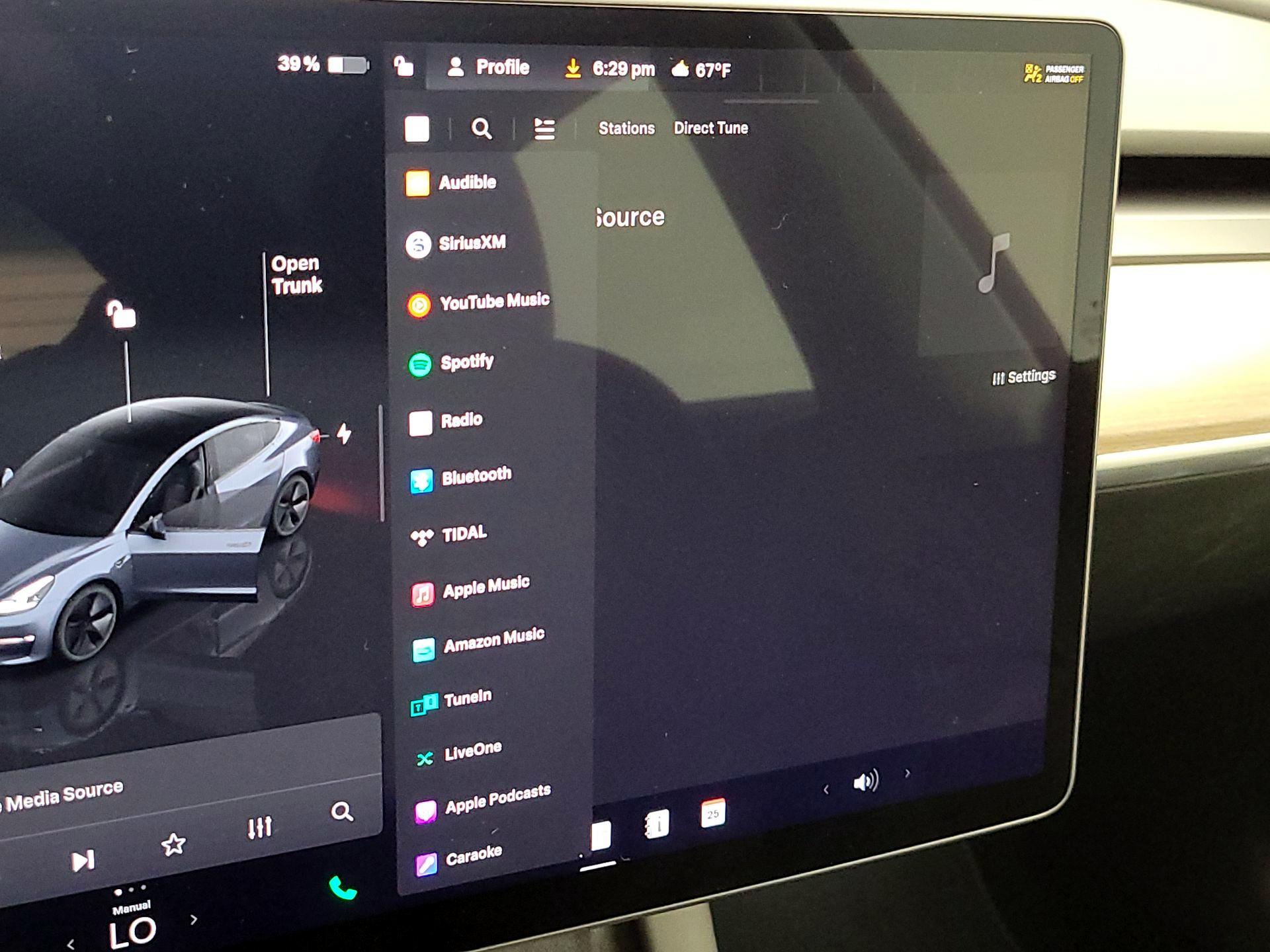 Thumbnail: 2023 Tesla Model 3 - 15