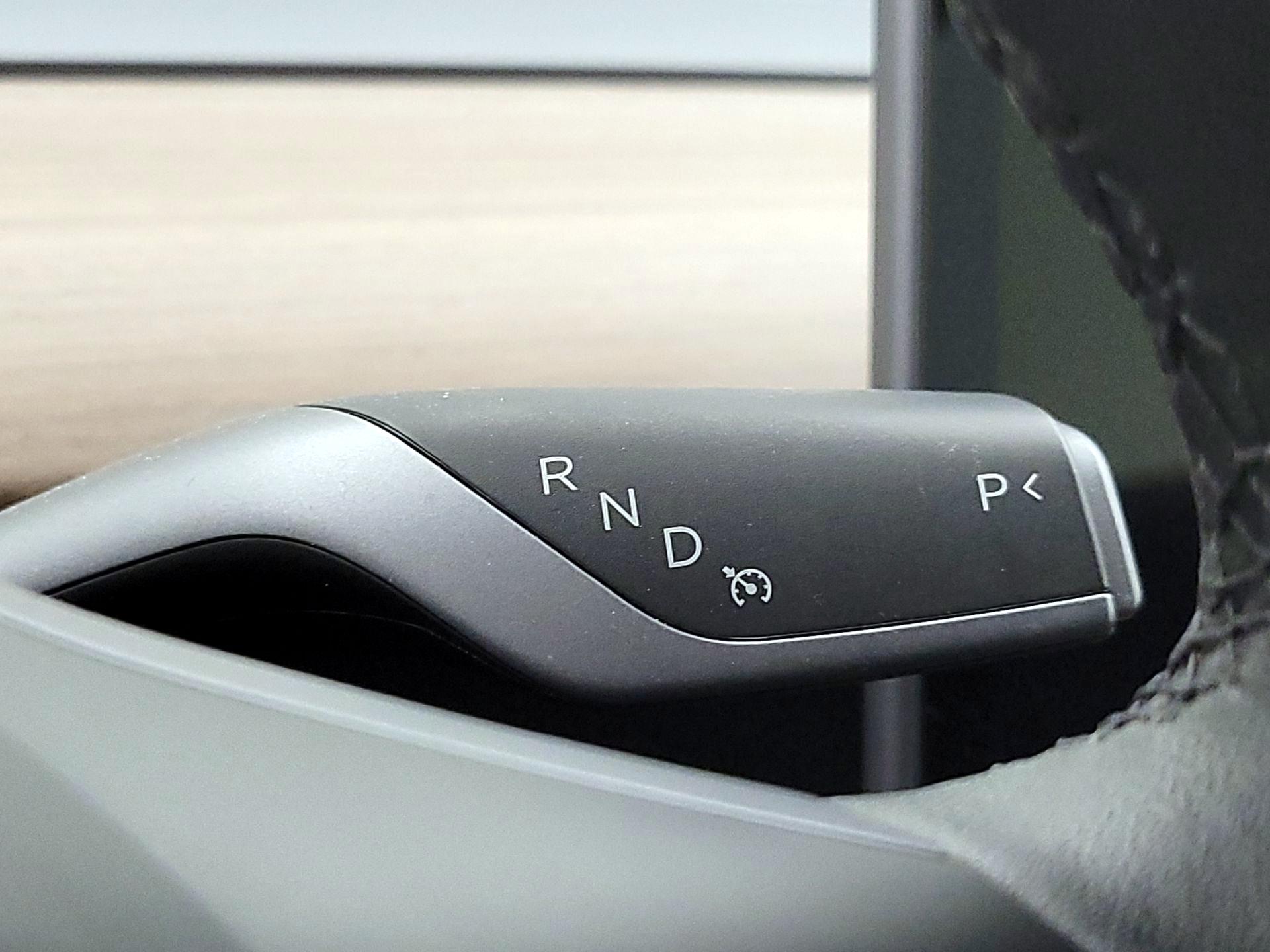 Thumbnail: 2023 Tesla Model 3 - 17