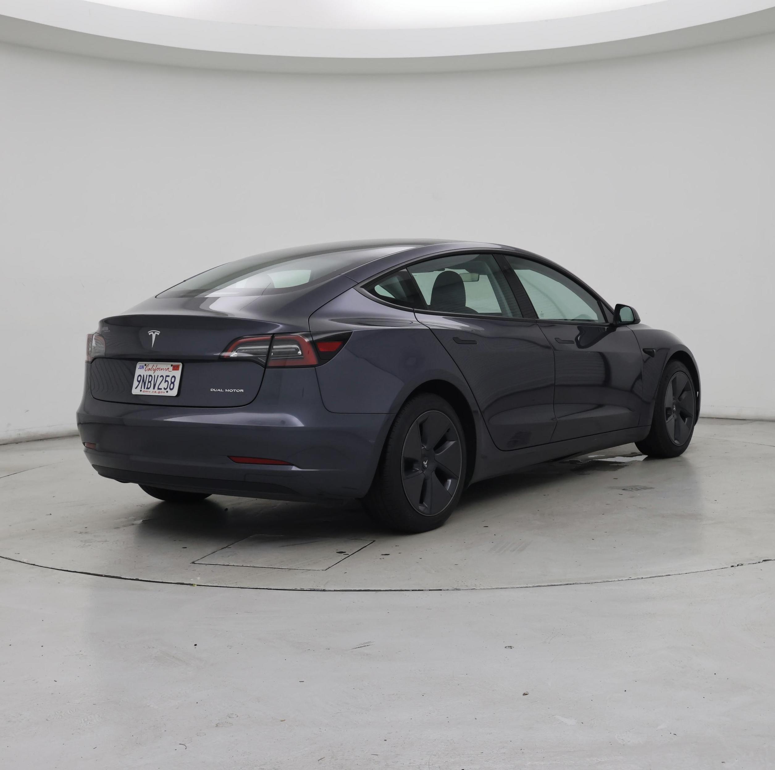 Thumbnail: 2023 Tesla Model 3 - 8