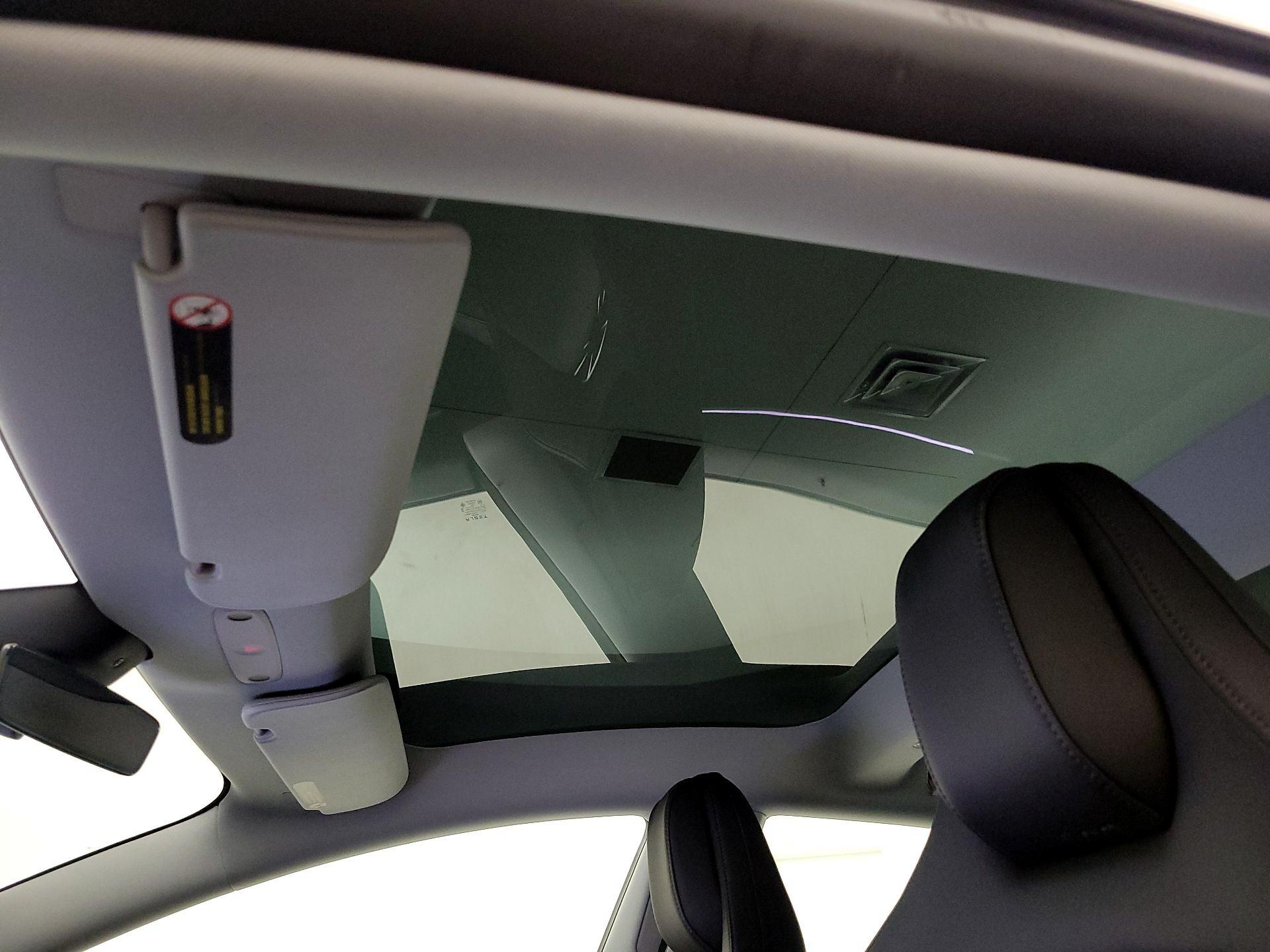 Thumbnail: 2024 Tesla Model 3 - 19