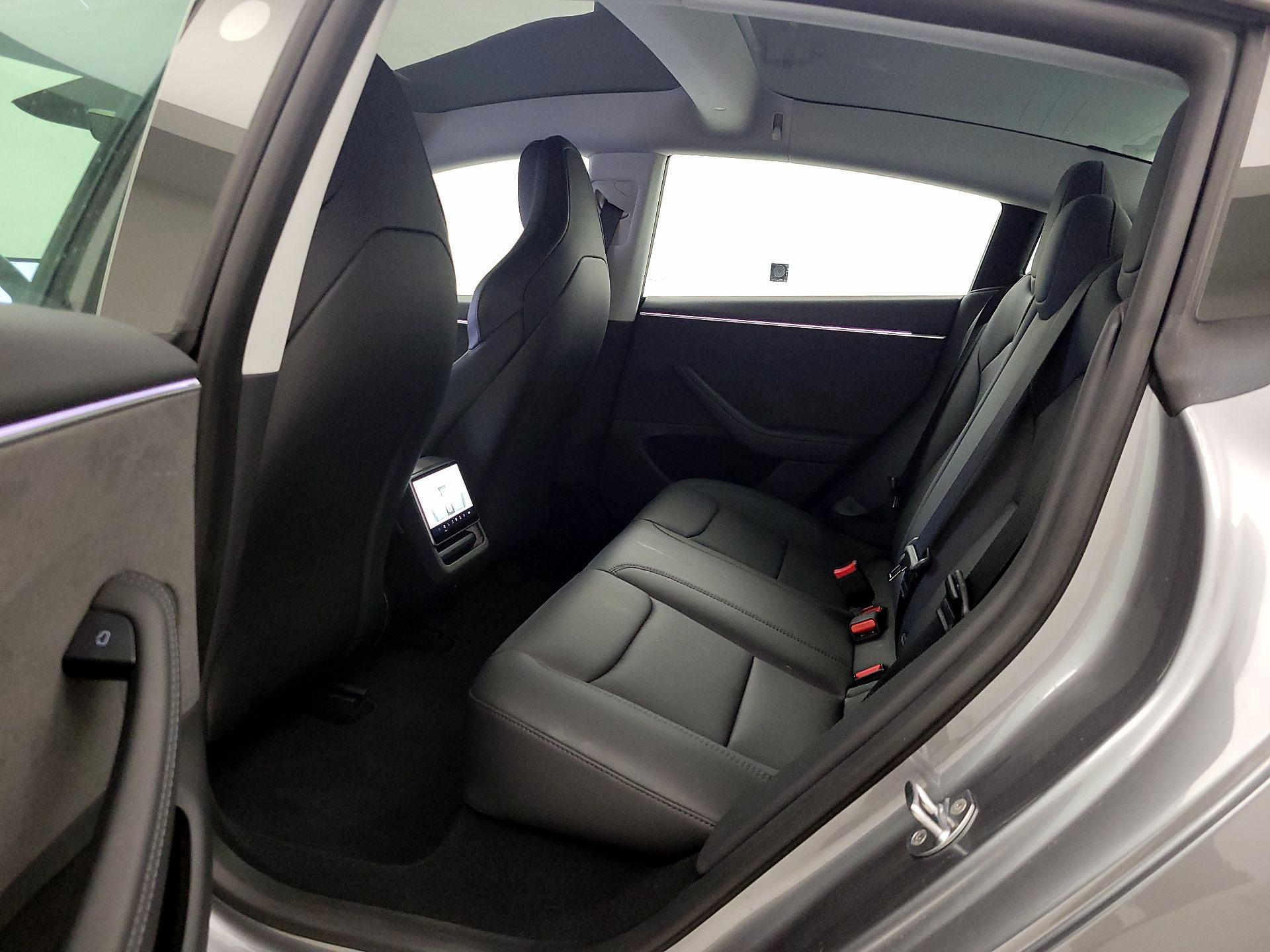 Thumbnail: 2024 Tesla Model 3 - 20