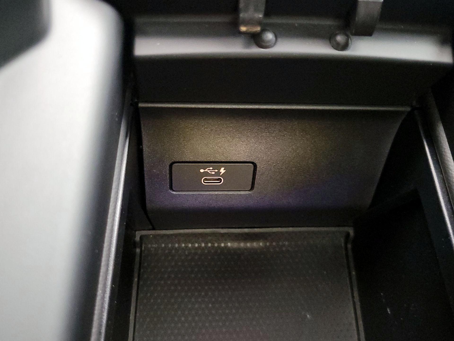 Thumbnail: 2022 BMW X5 - 19