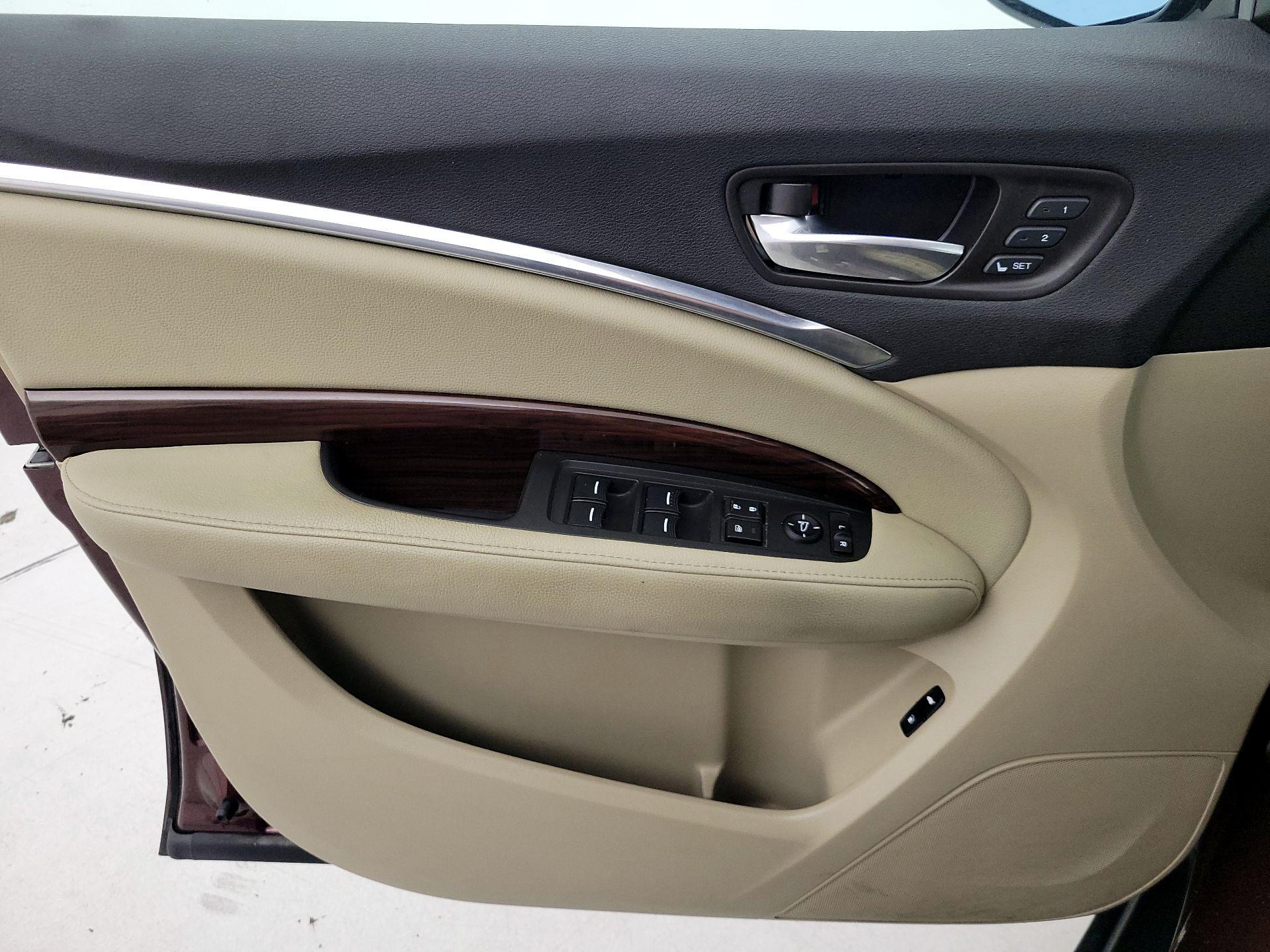 Thumbnail: 2016 Acura MDX - 12