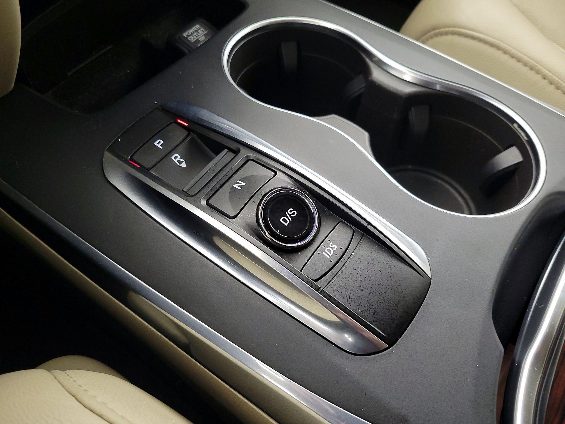 Thumbnail: 2016 Acura MDX - 18