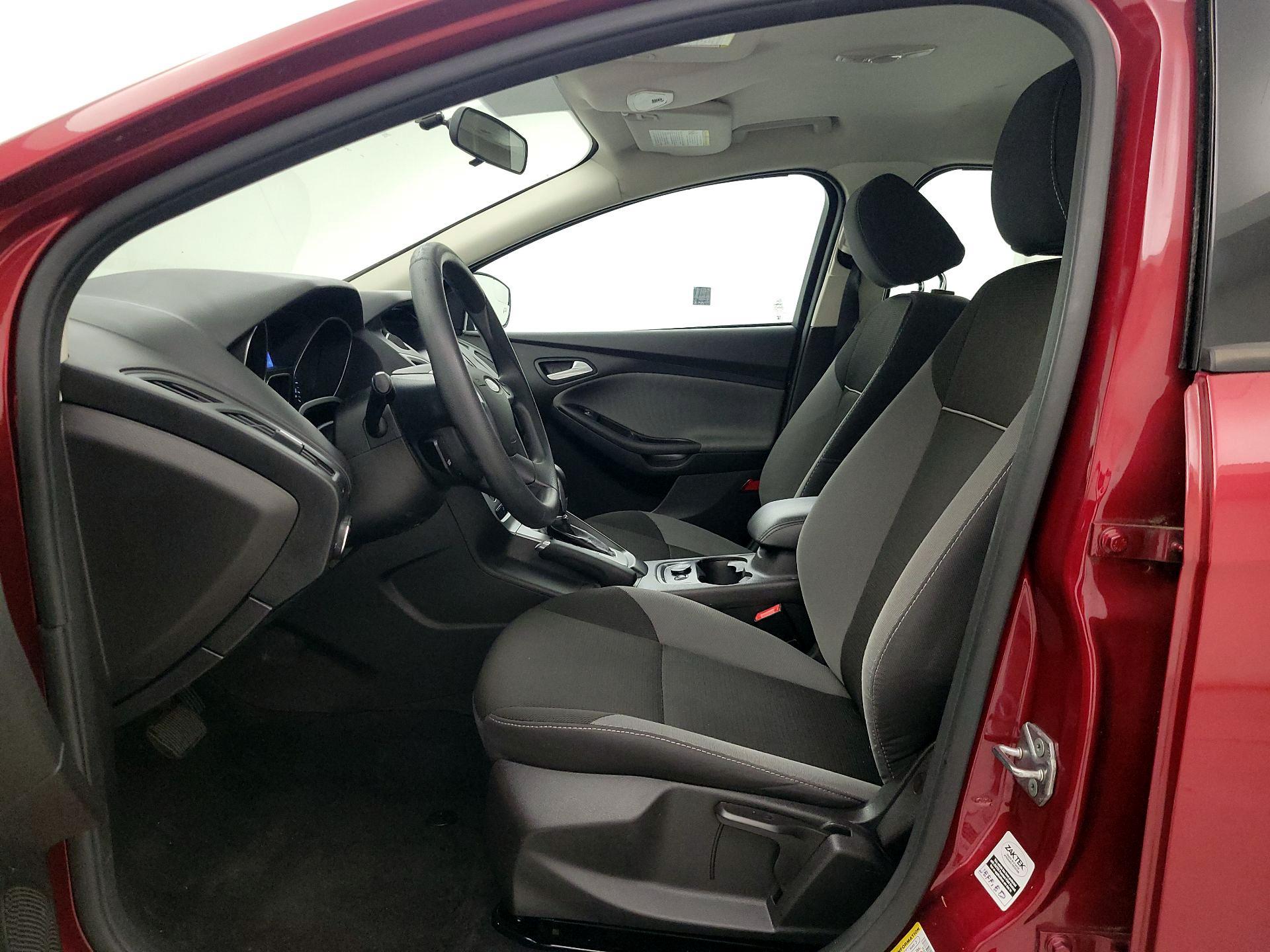 Thumbnail: 2014 Ford Focus - 11