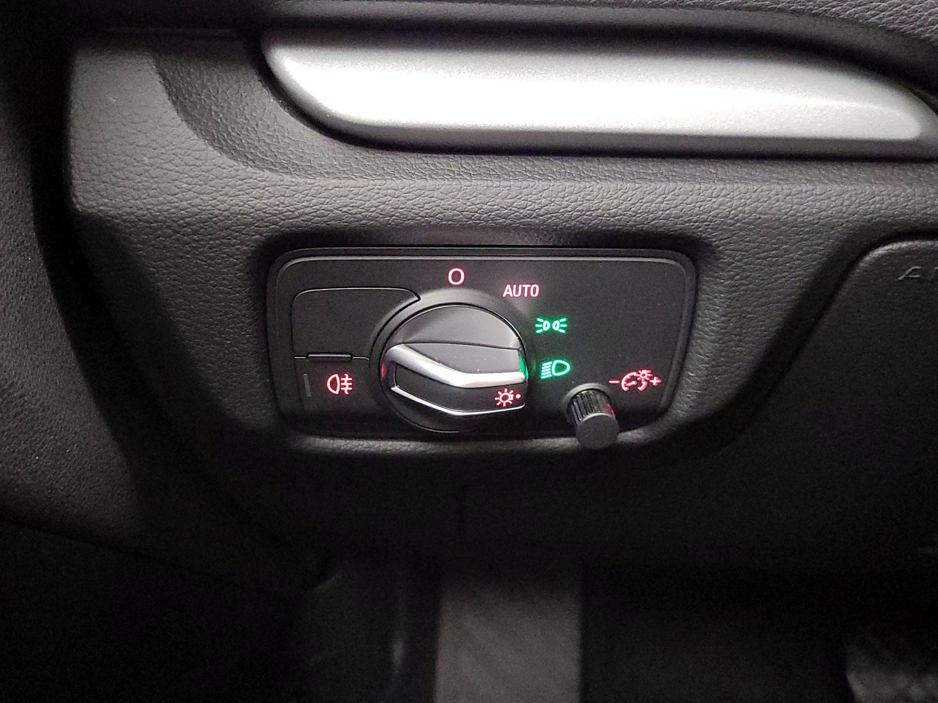 Thumbnail: 2016 Audi A3 - 13