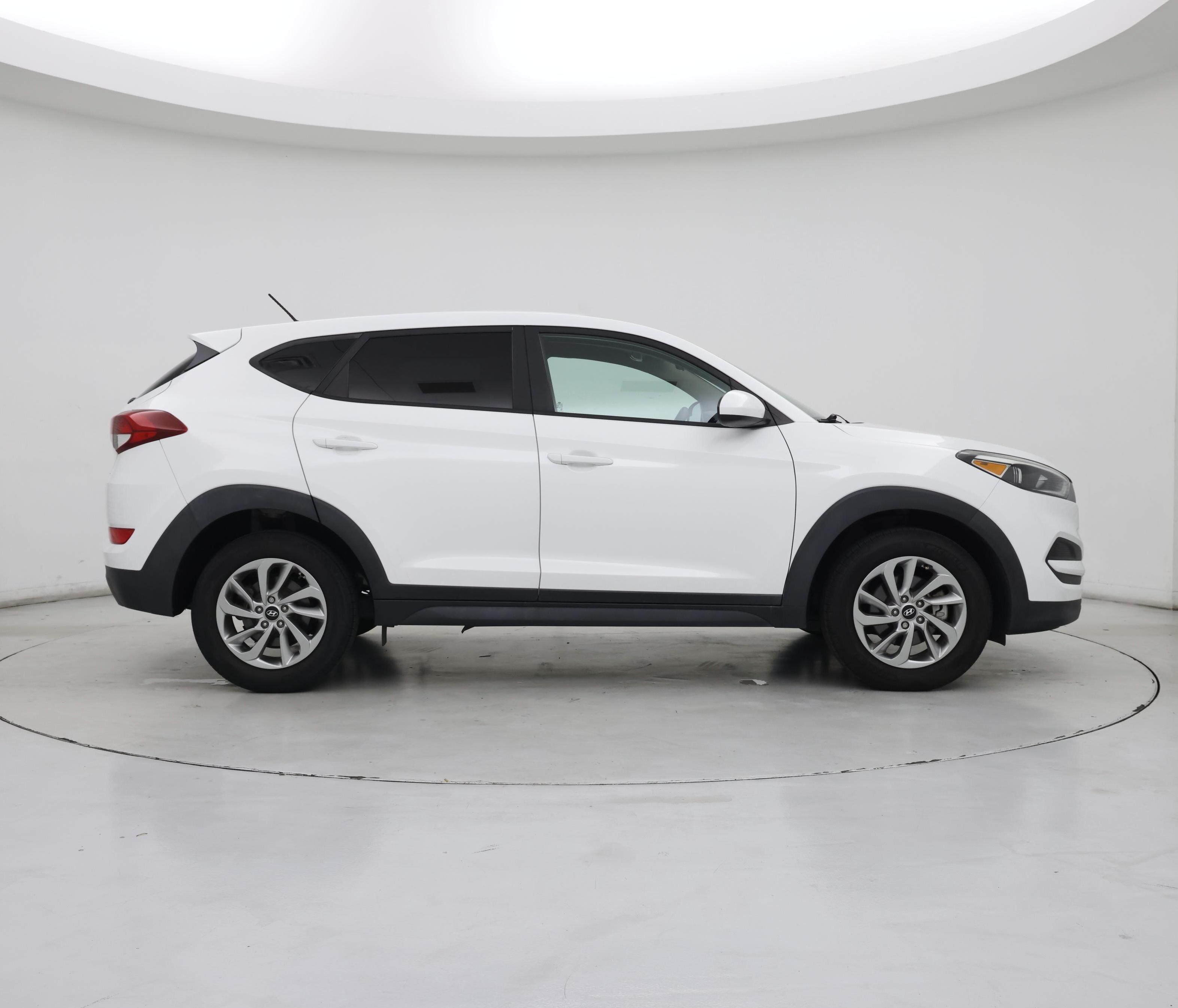 Thumbnail: 2018 Hyundai Tucson - 7