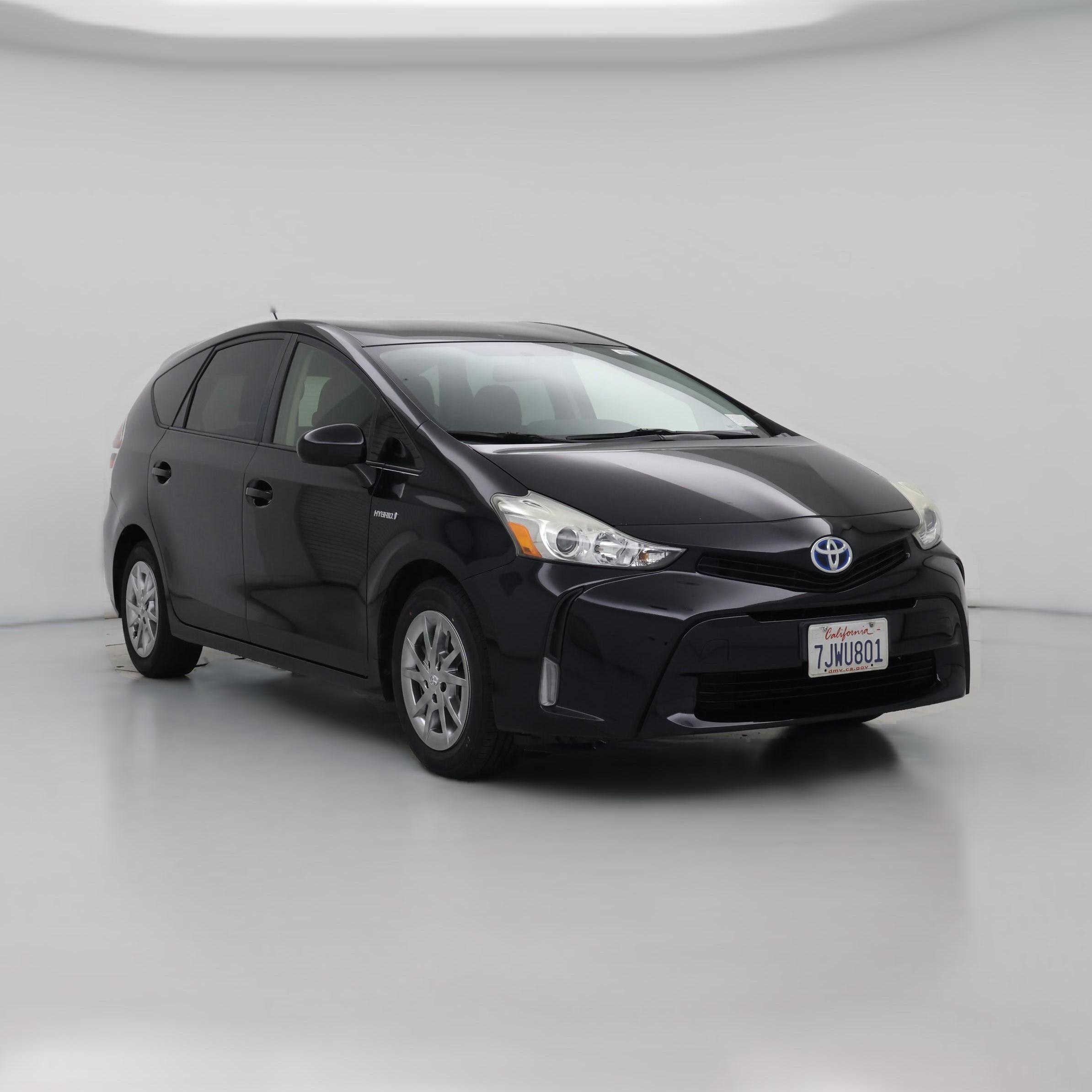 Thumbnail: 2015 Toyota Prius v - 1