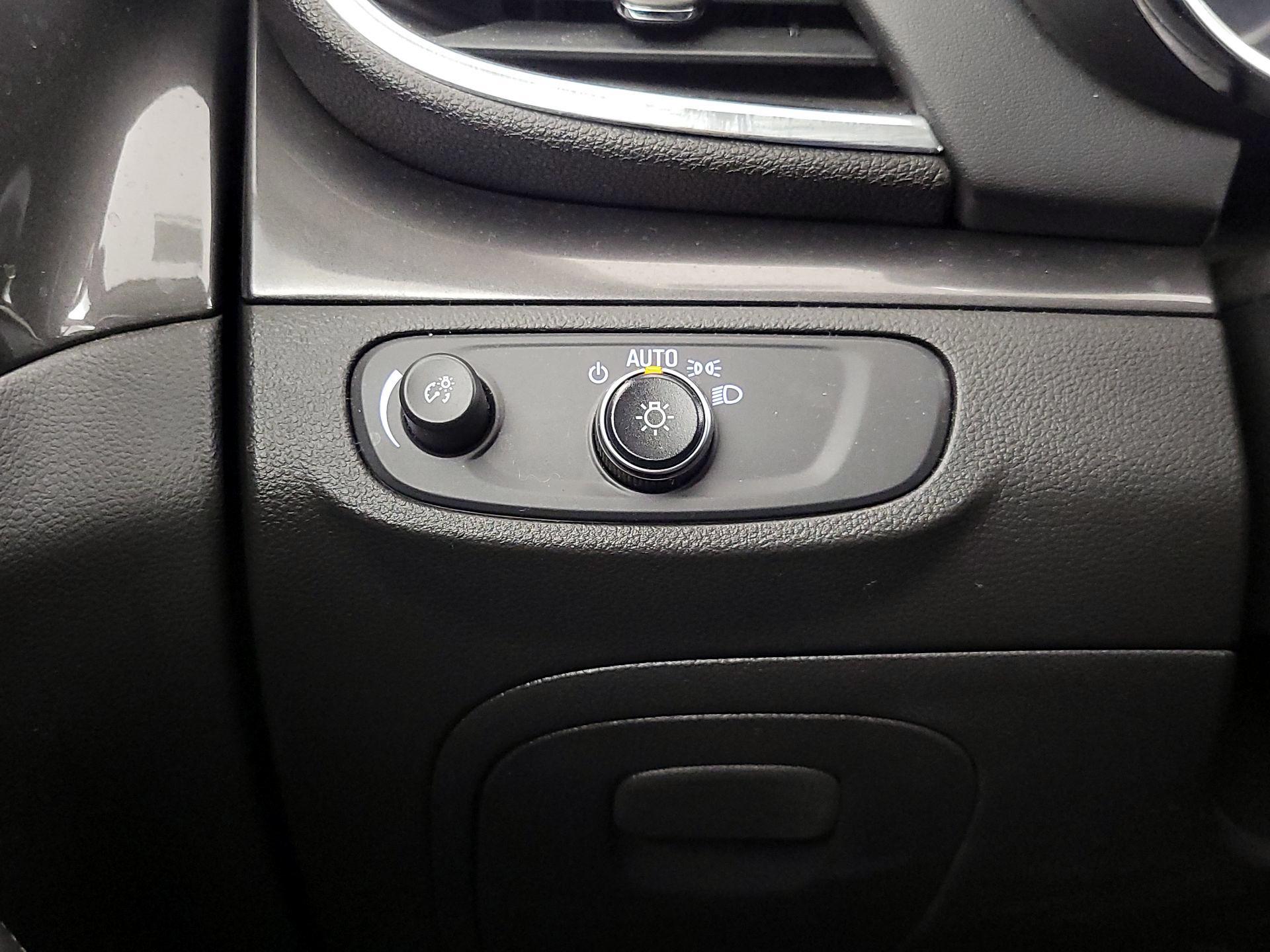 Thumbnail: 2020 Buick Encore - 13