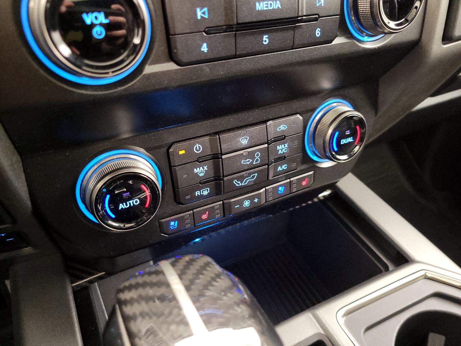 Thumbnail: 2019 Ford F-150 - 17