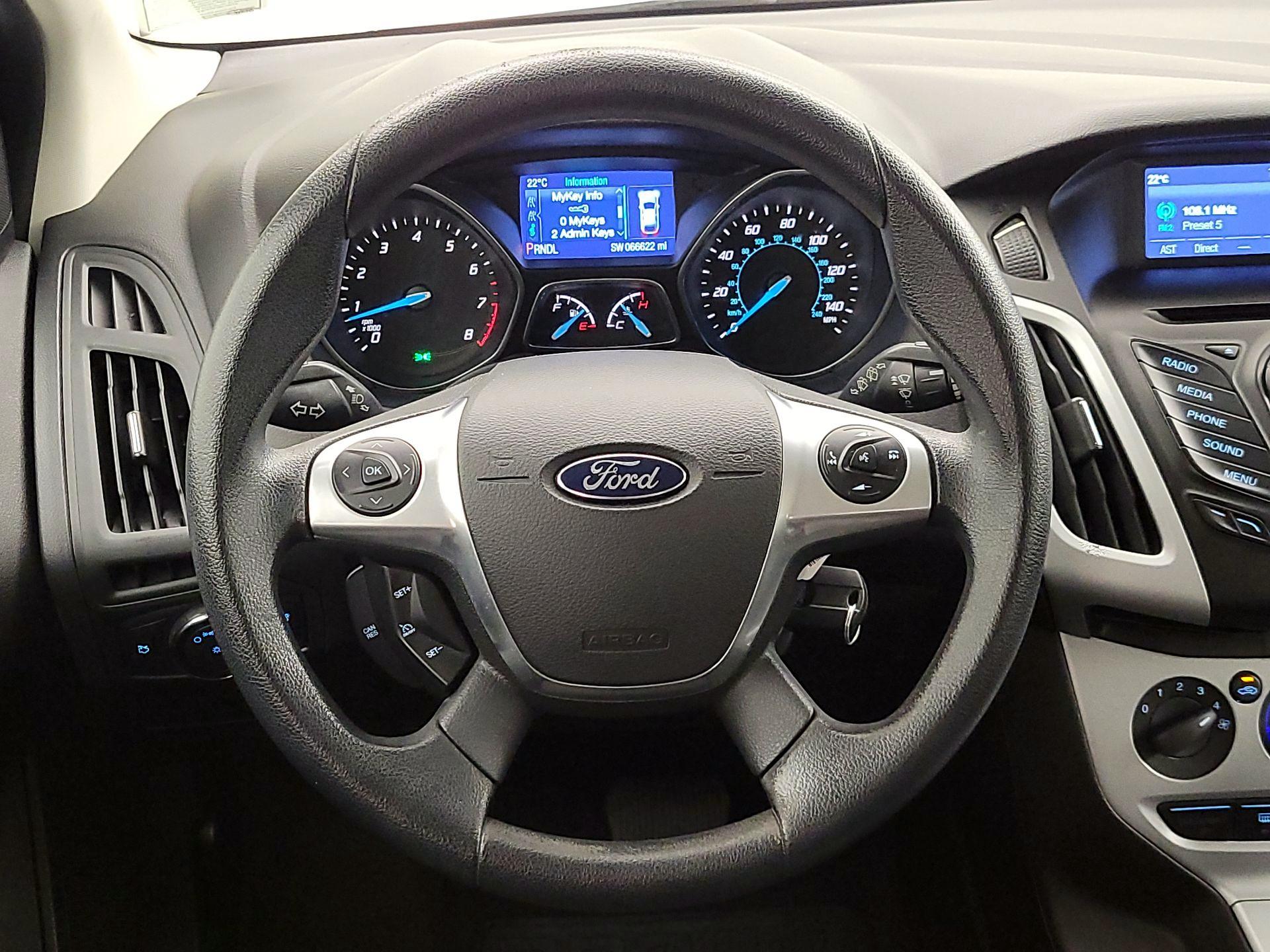 Thumbnail: 2014 Ford Focus - 10