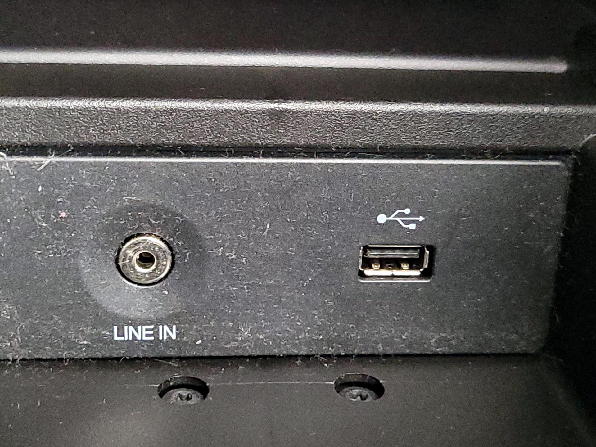 Thumbnail: 2014 Ford Focus - 17