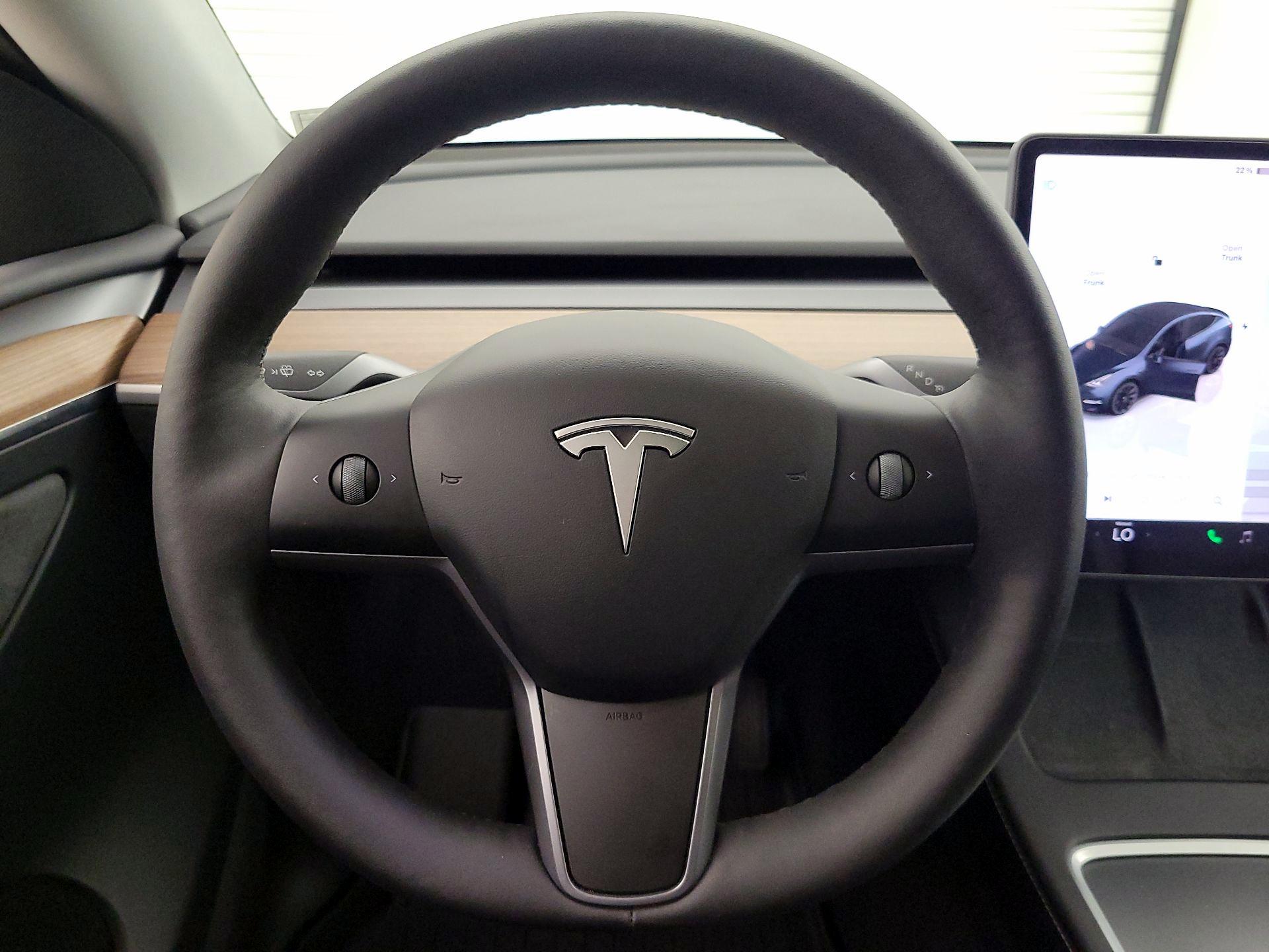 Thumbnail: 2024 Tesla Model Y - 10