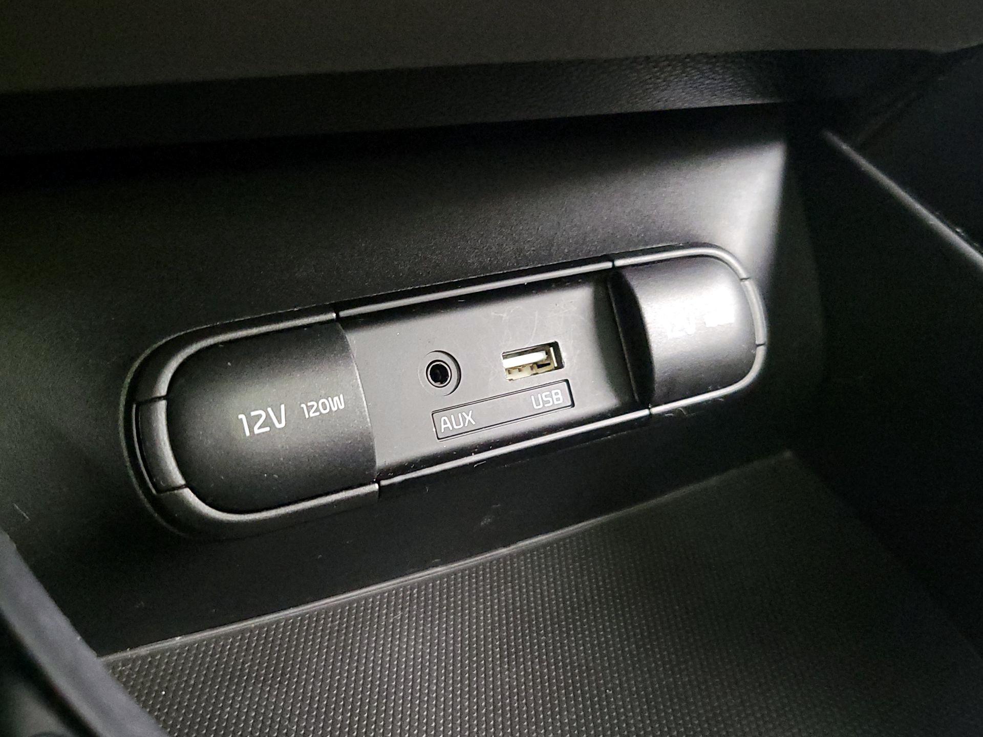 Thumbnail: 2018 Kia Soul - 19