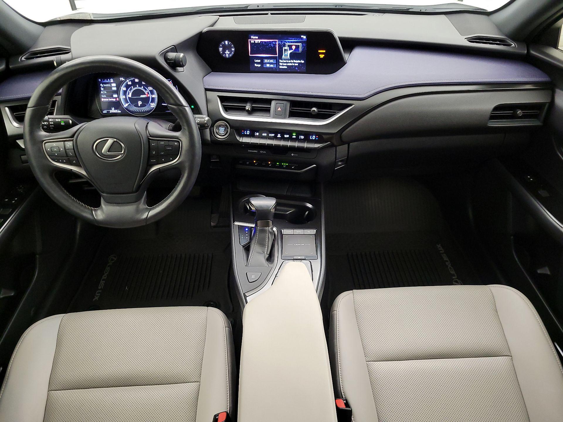 Thumbnail: 2020 Lexus UX - 9