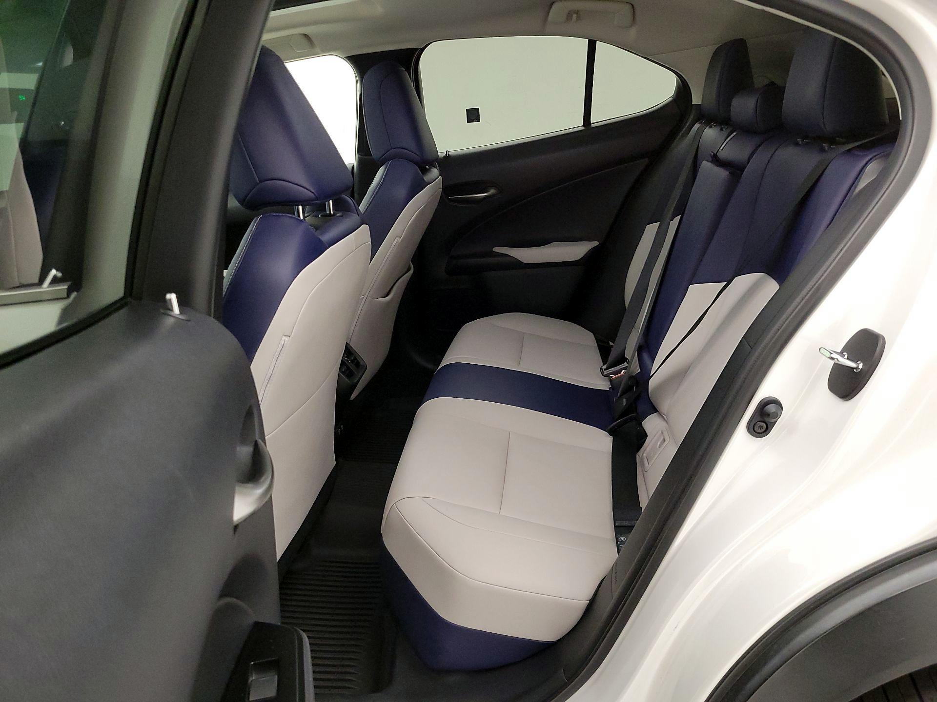 Thumbnail: 2020 Lexus UX - 20