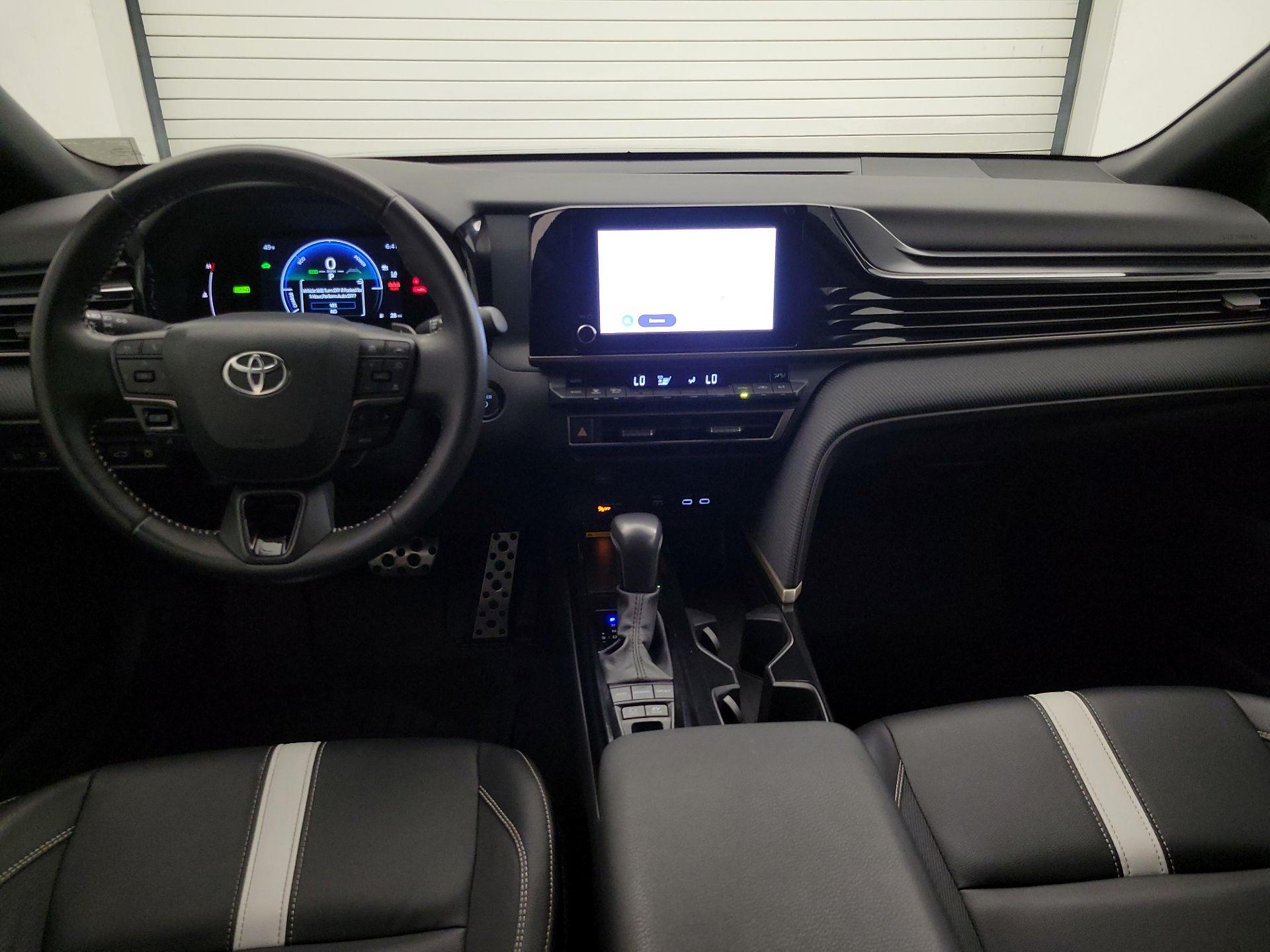 Thumbnail: 2025 Toyota Camry - 9