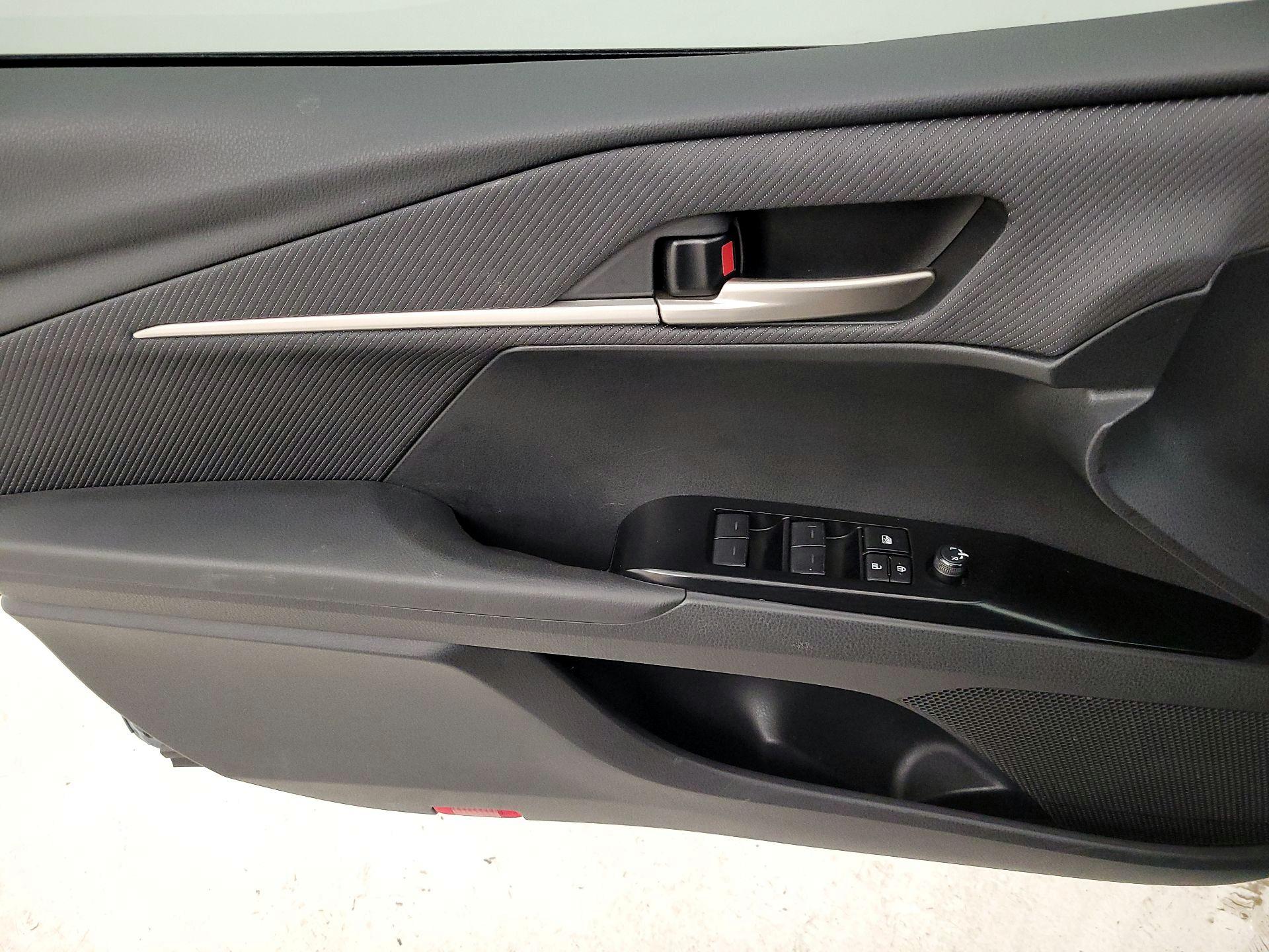 Thumbnail: 2025 Toyota Camry - 12