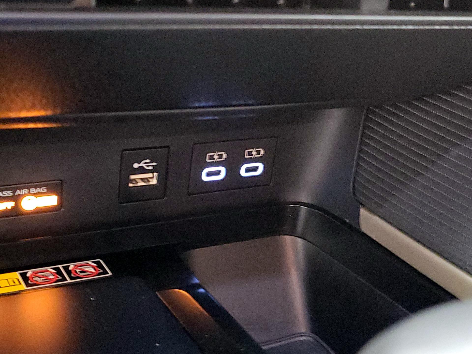 Thumbnail: 2025 Toyota Camry - 18