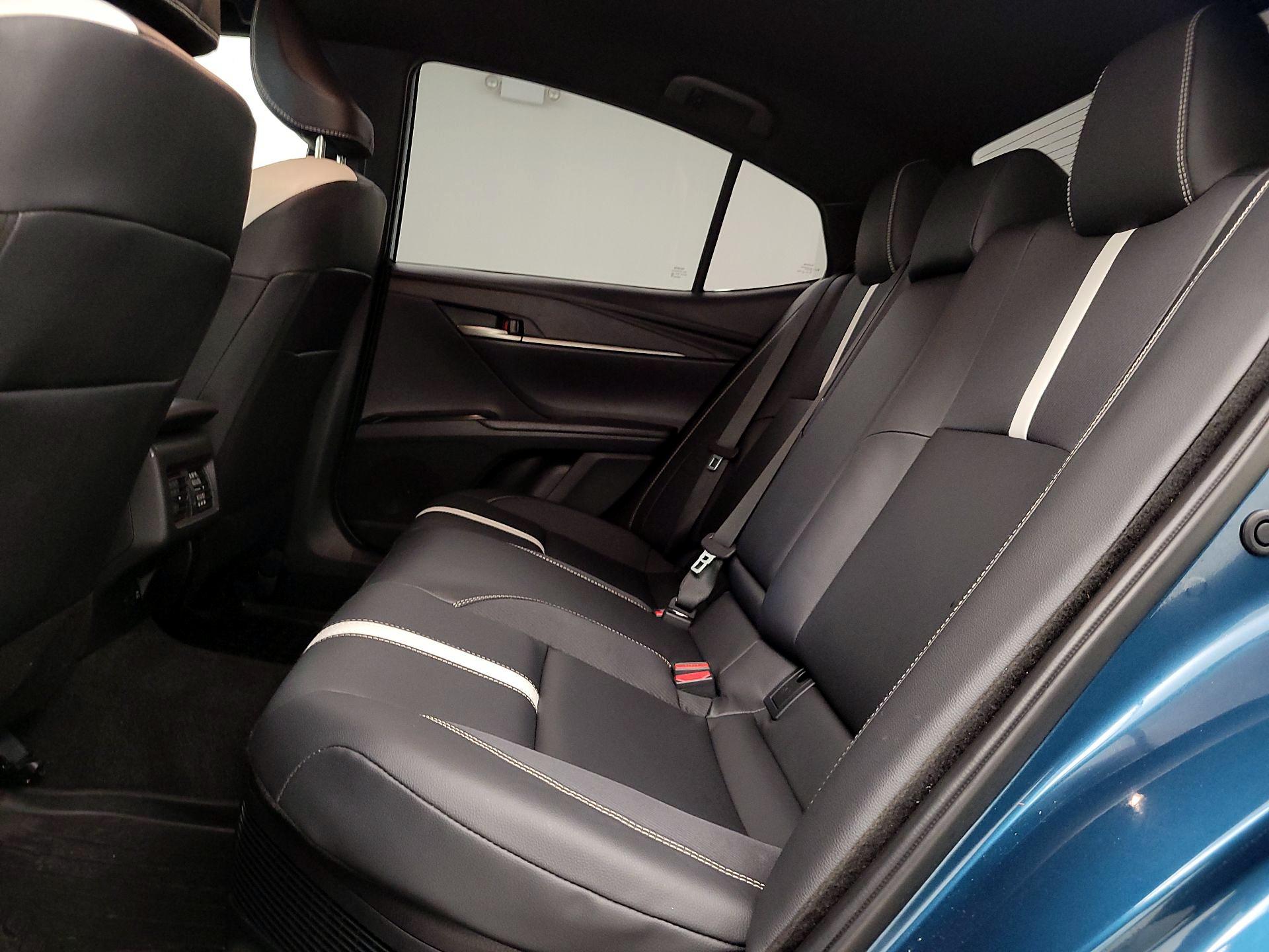 Thumbnail: 2025 Toyota Camry - 19