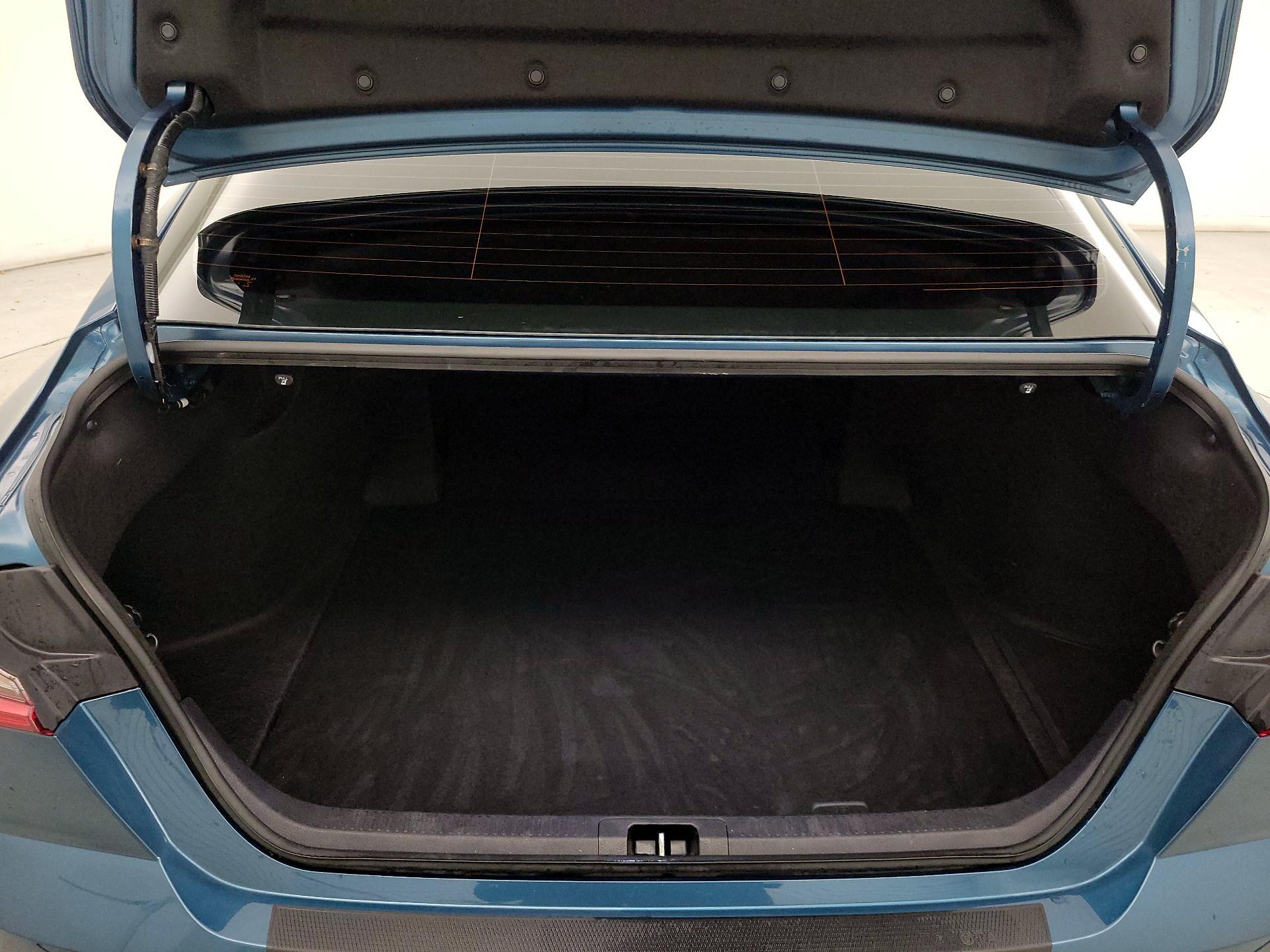 Thumbnail: 2025 Toyota Camry - 20