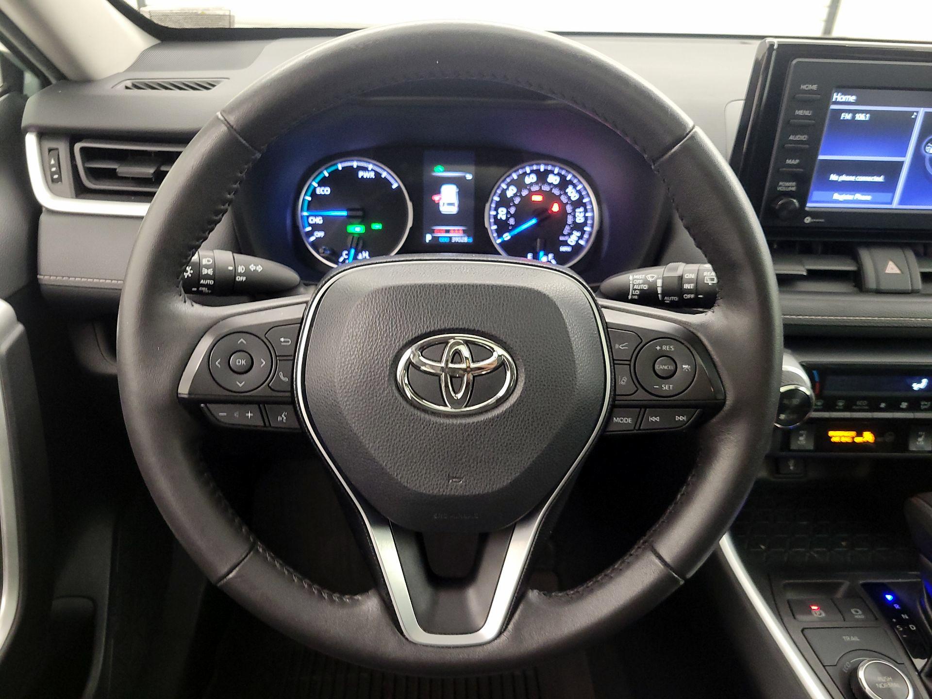 Thumbnail: 2021 Toyota RAV4 - 10