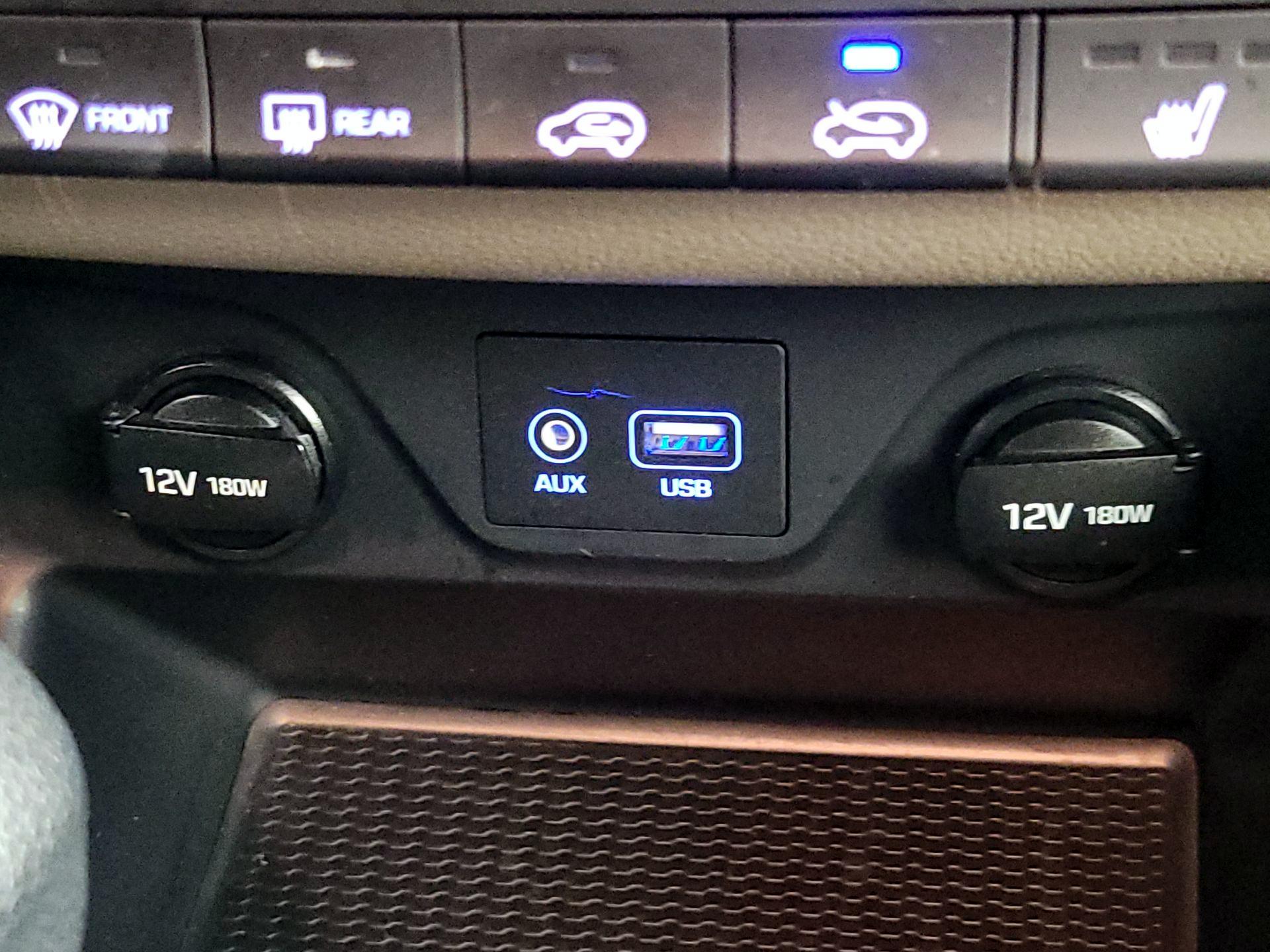 Thumbnail: 2019 Hyundai Tucson - 18