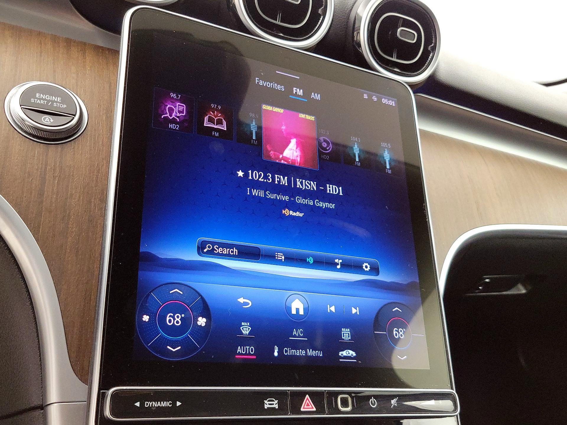 Thumbnail: 2022 Mercedes-Benz C-Class - 15