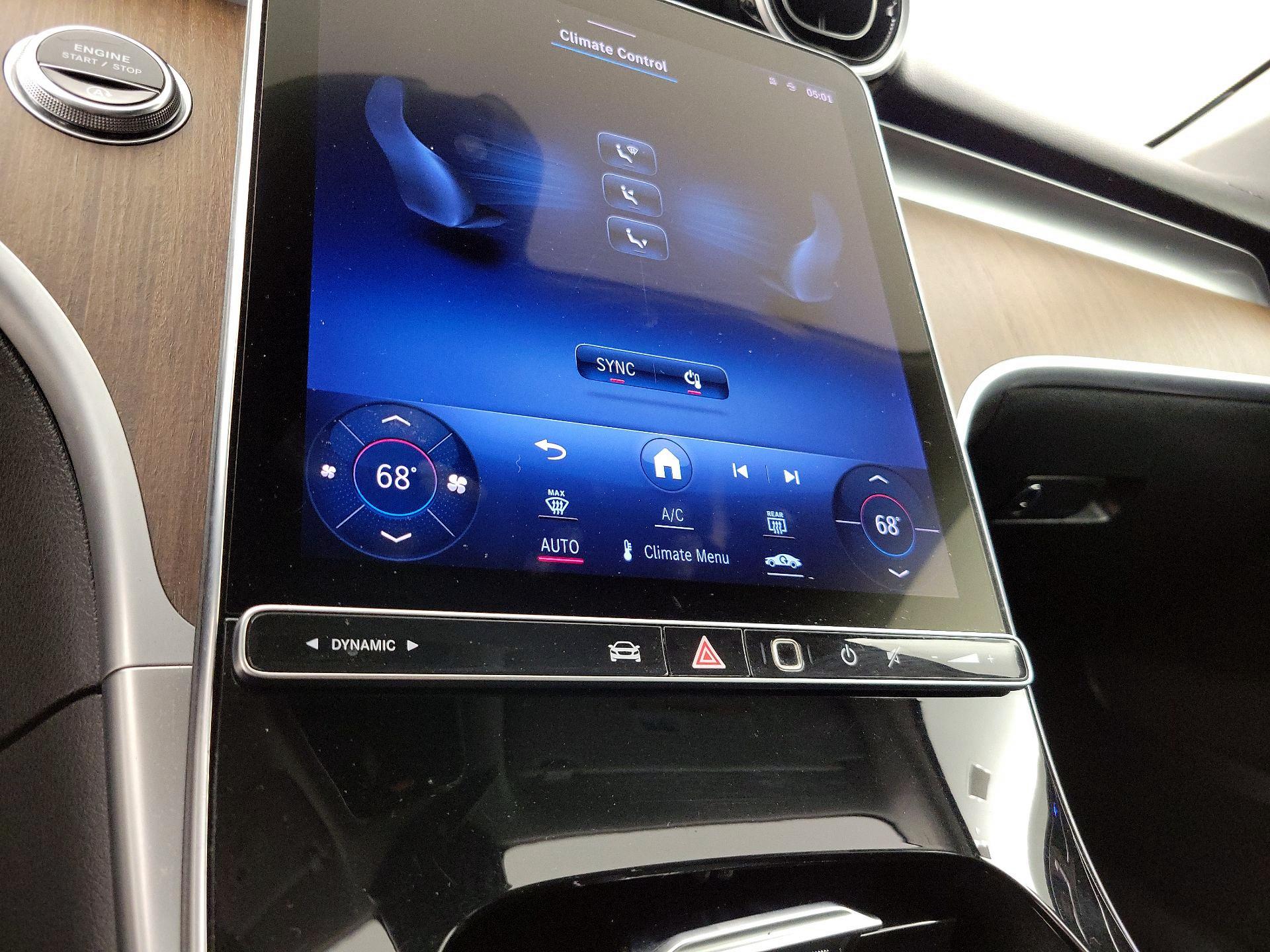 Thumbnail: 2022 Mercedes-Benz C-Class - 16