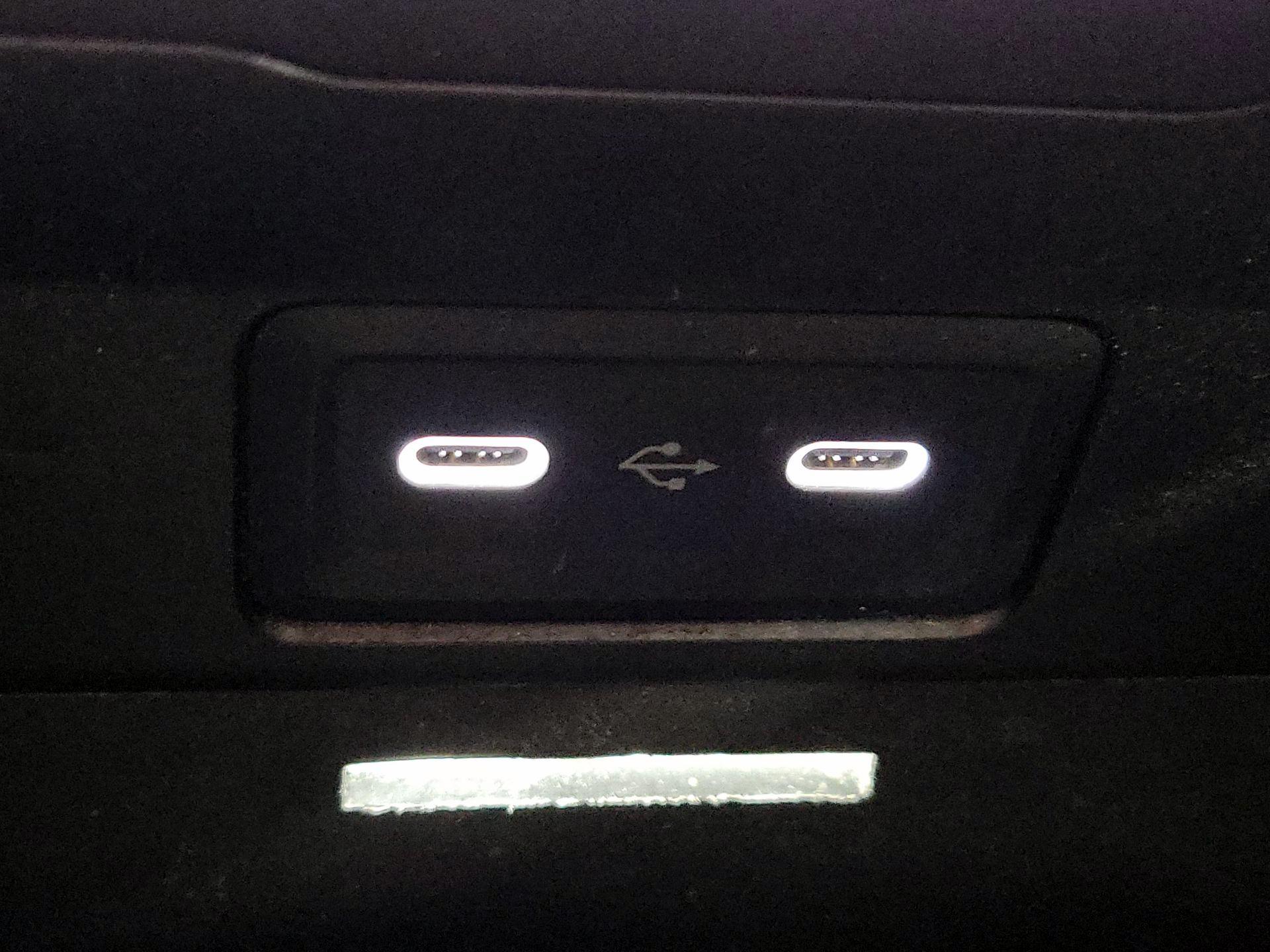 Thumbnail: 2022 Mercedes-Benz C-Class - 18