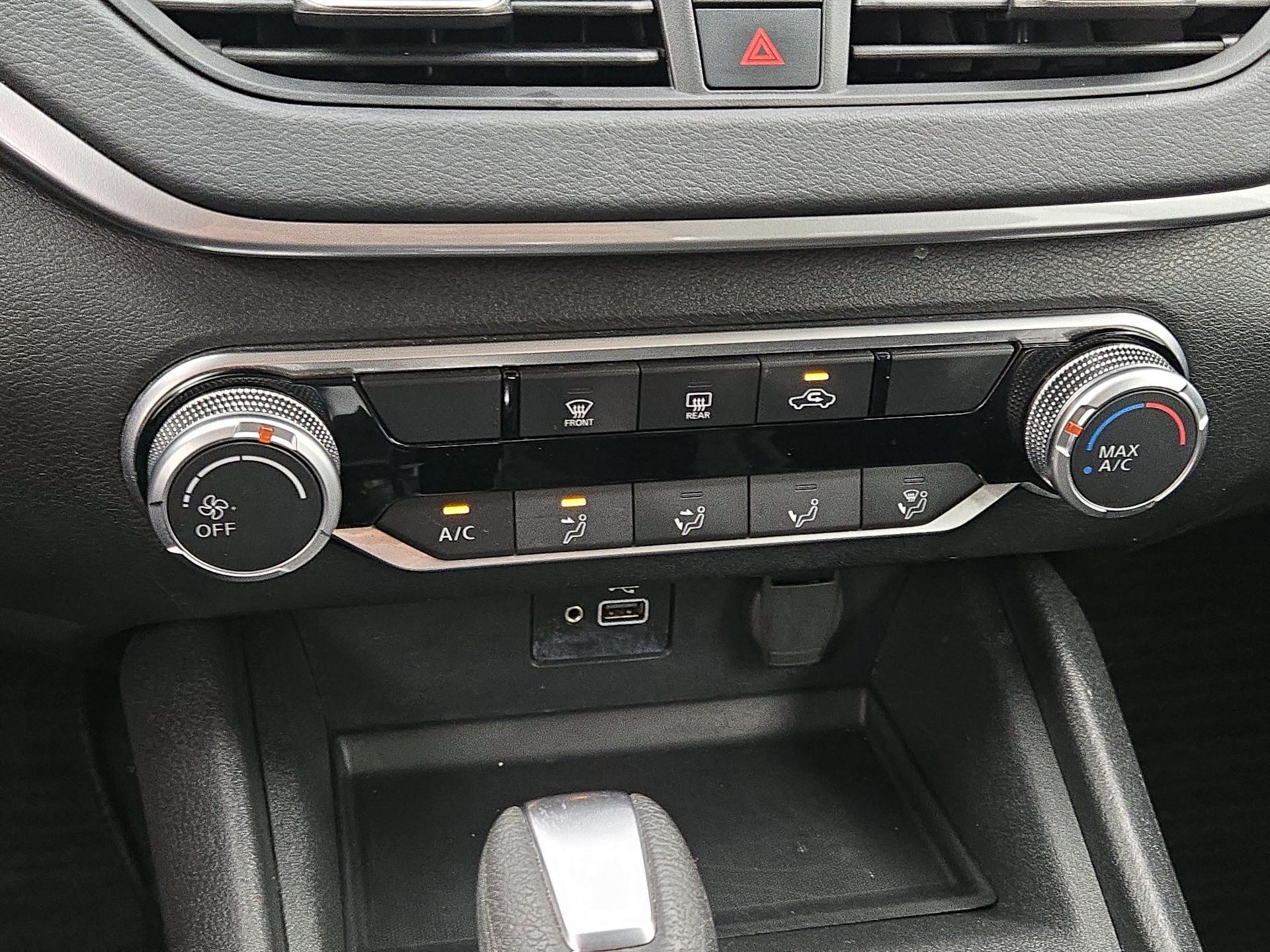 Thumbnail: 2023 Nissan Altima - 16