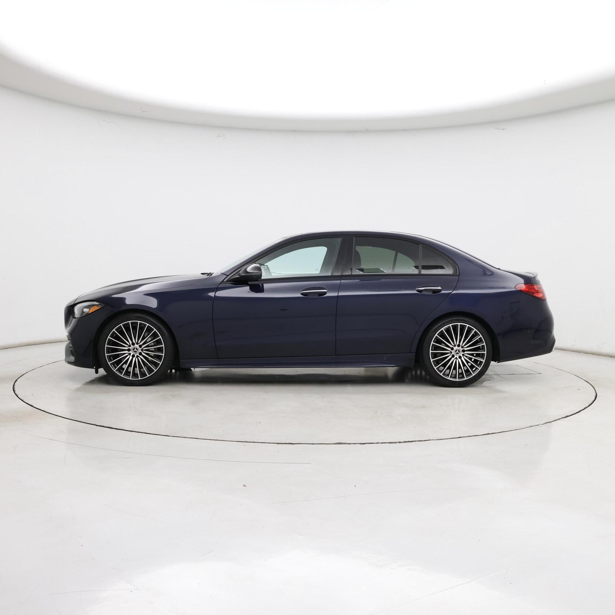 Thumbnail: 2023 Mercedes-Benz C-Class - 3