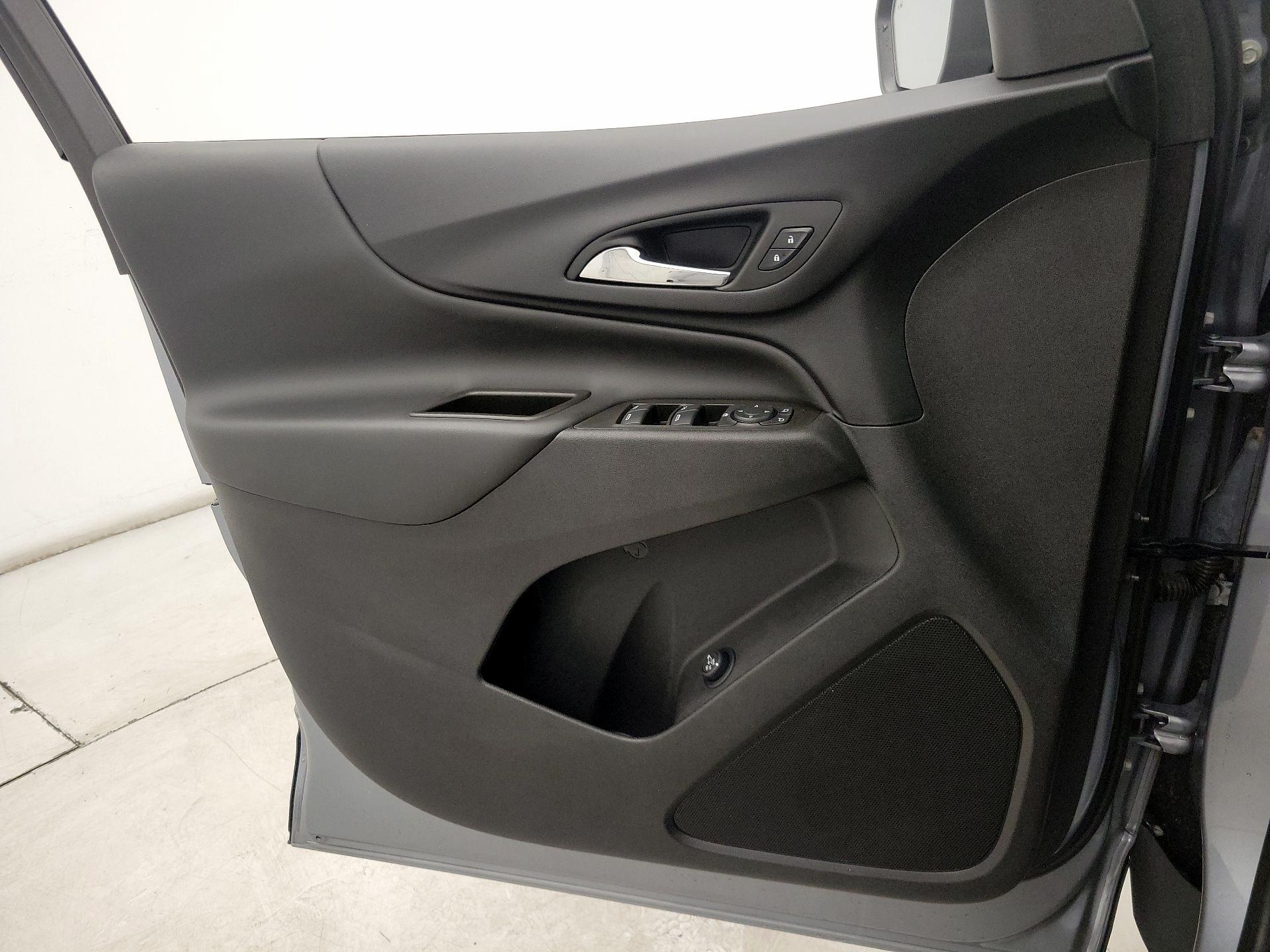 Thumbnail: 2023 Chevrolet Equinox - 12