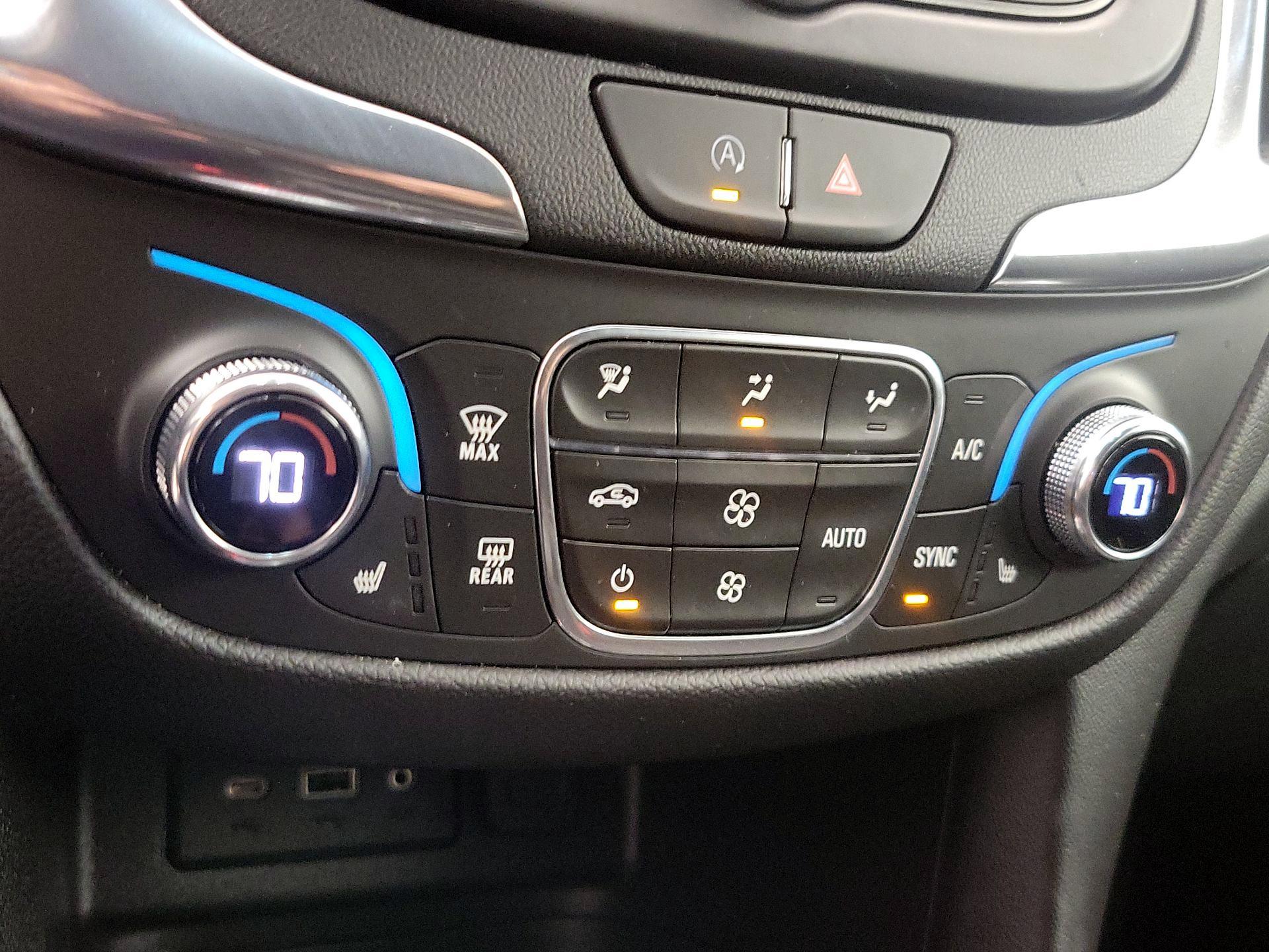 Thumbnail: 2023 Chevrolet Equinox - 16