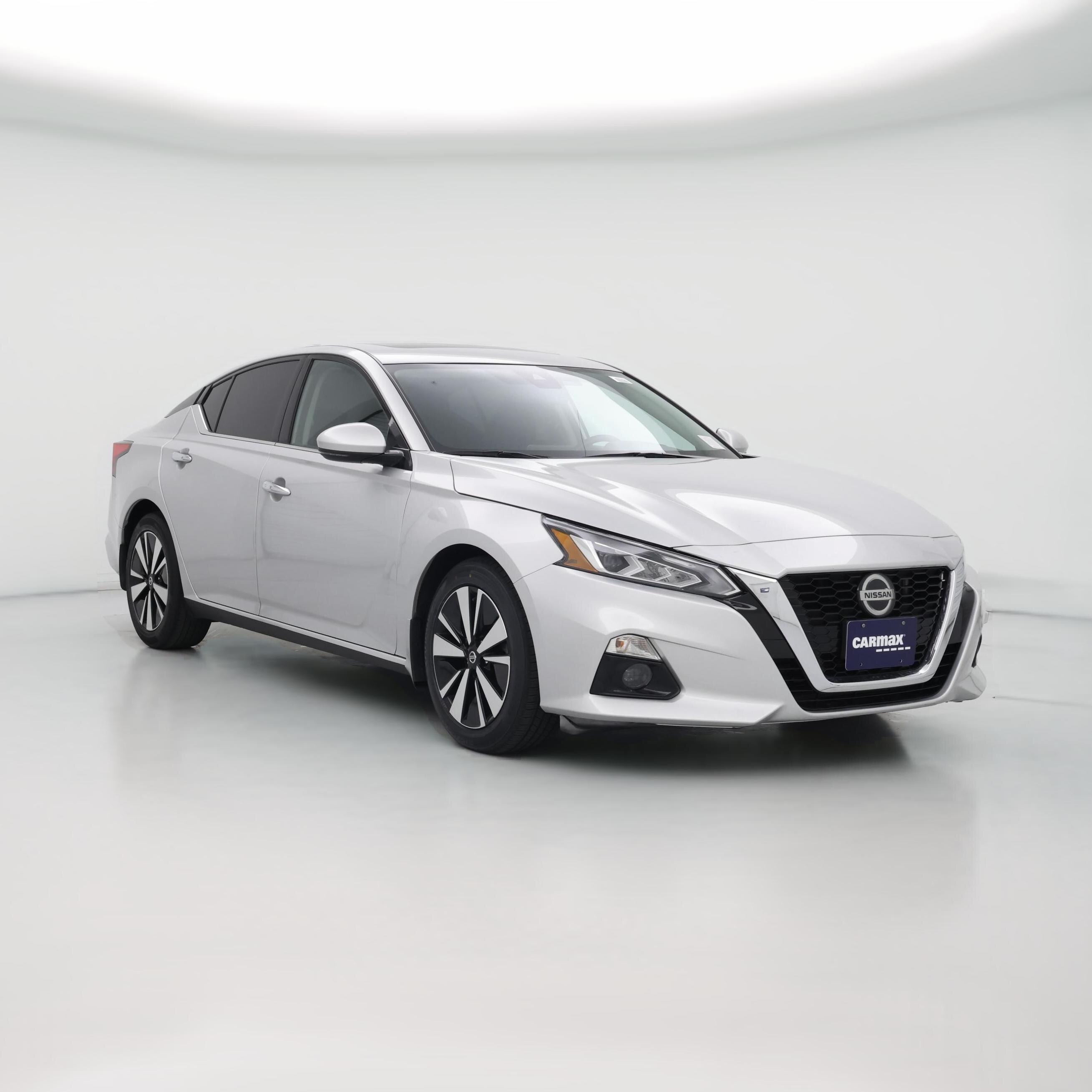 Thumbnail: 2020 Nissan Altima - 1