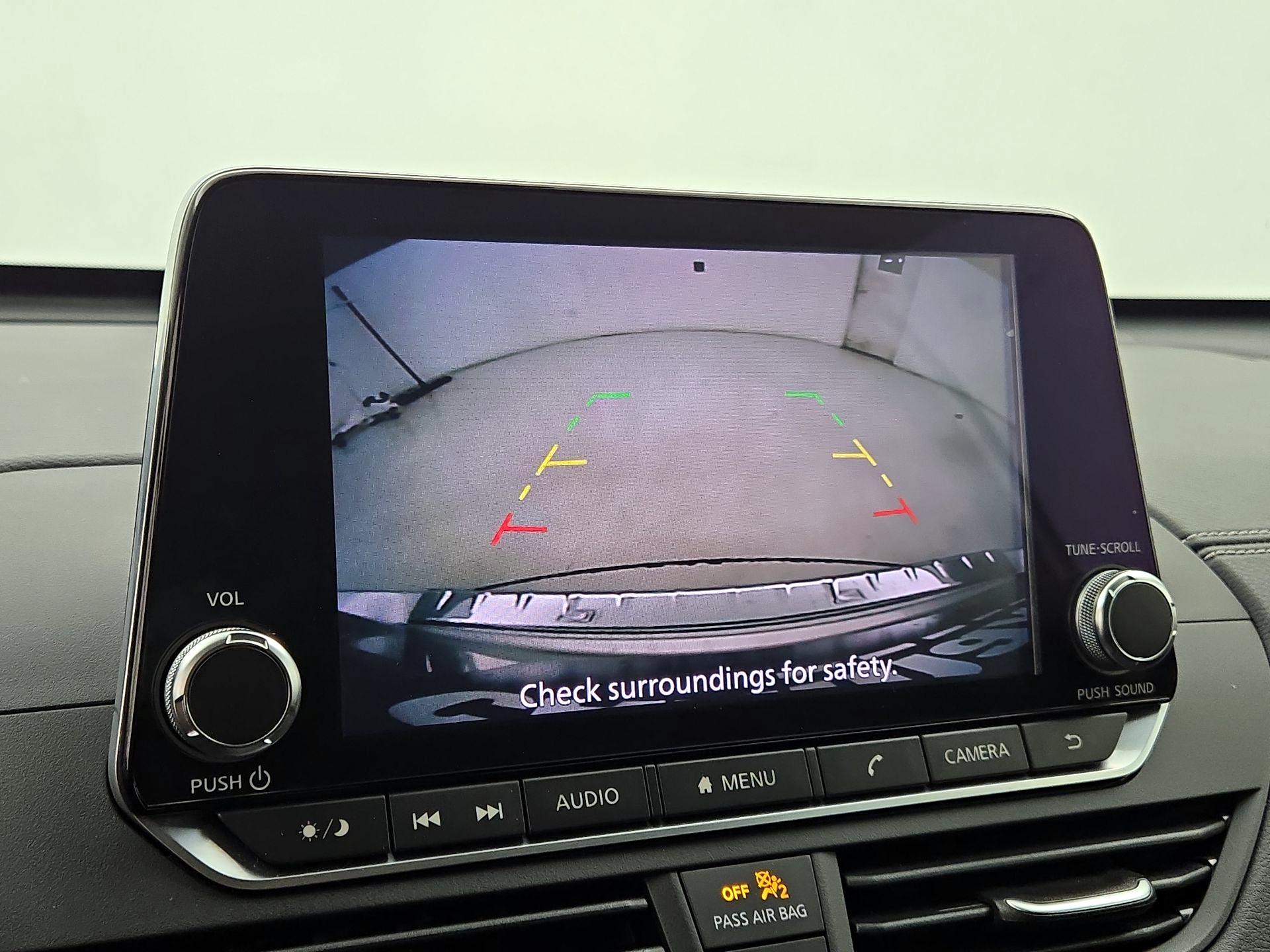 Thumbnail: 2020 Nissan Altima - 14