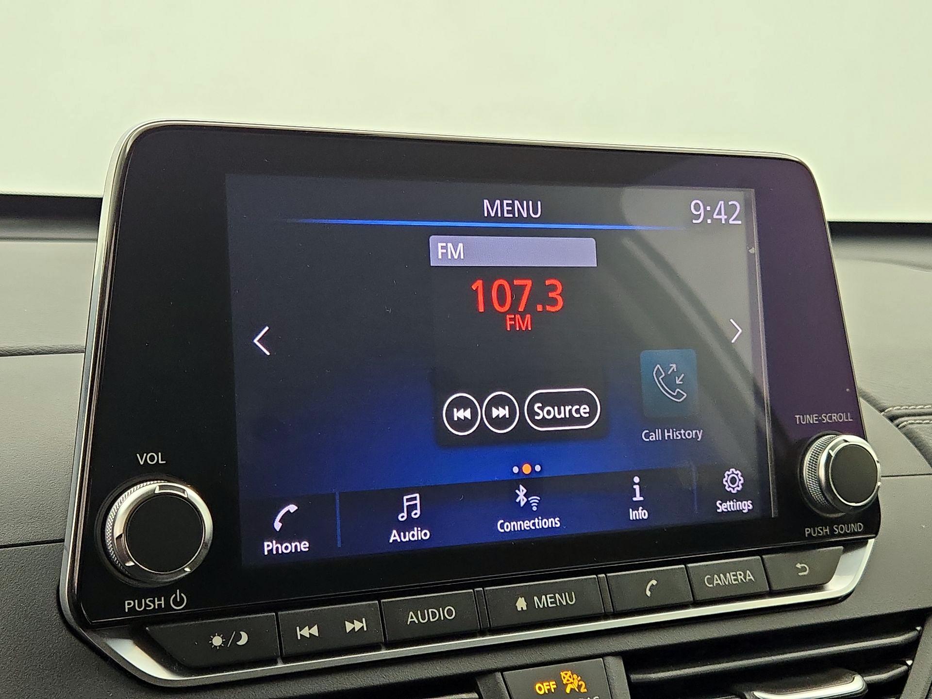 Thumbnail: 2020 Nissan Altima - 15