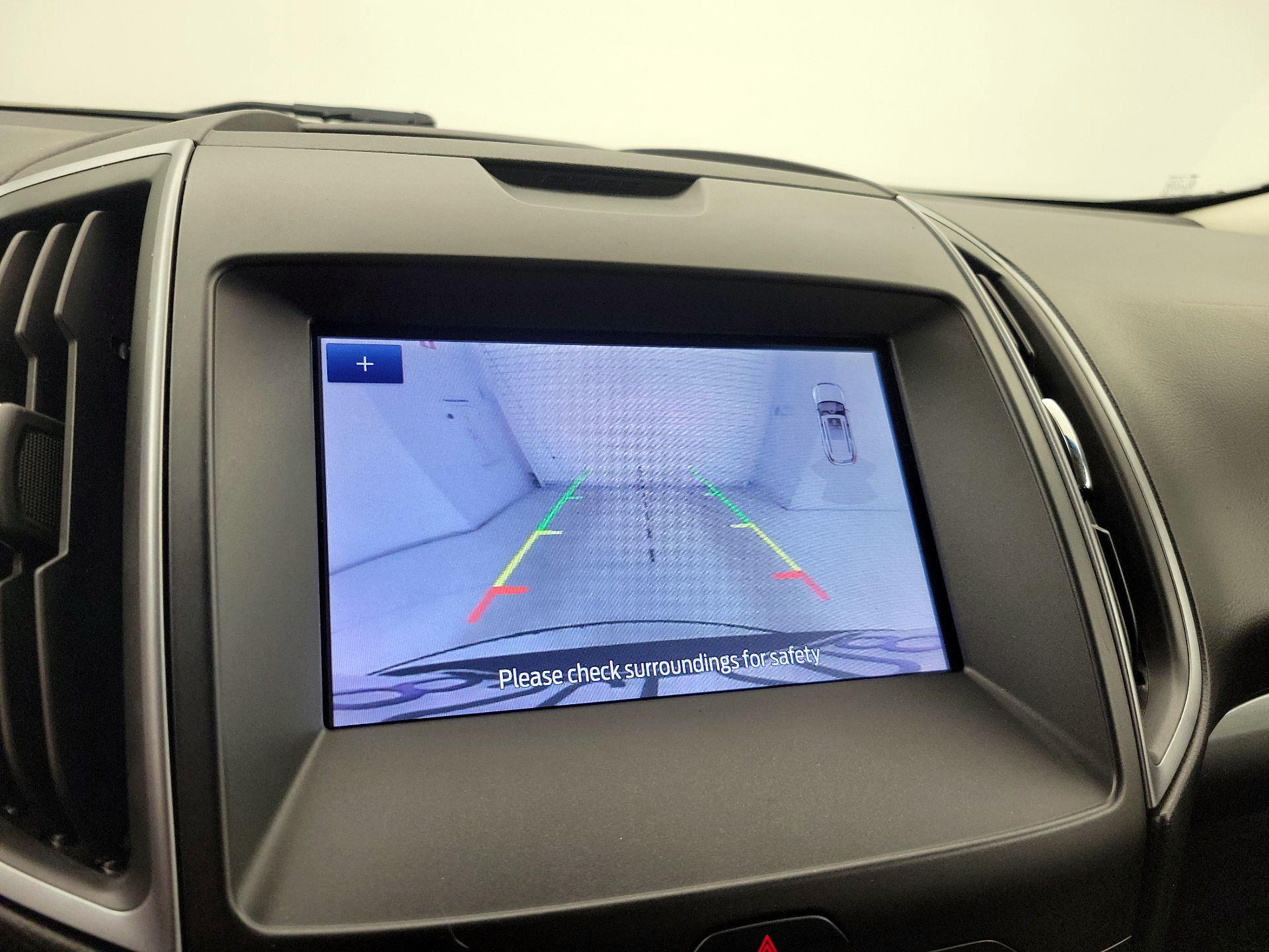 Thumbnail: 2020 Ford Edge - 14